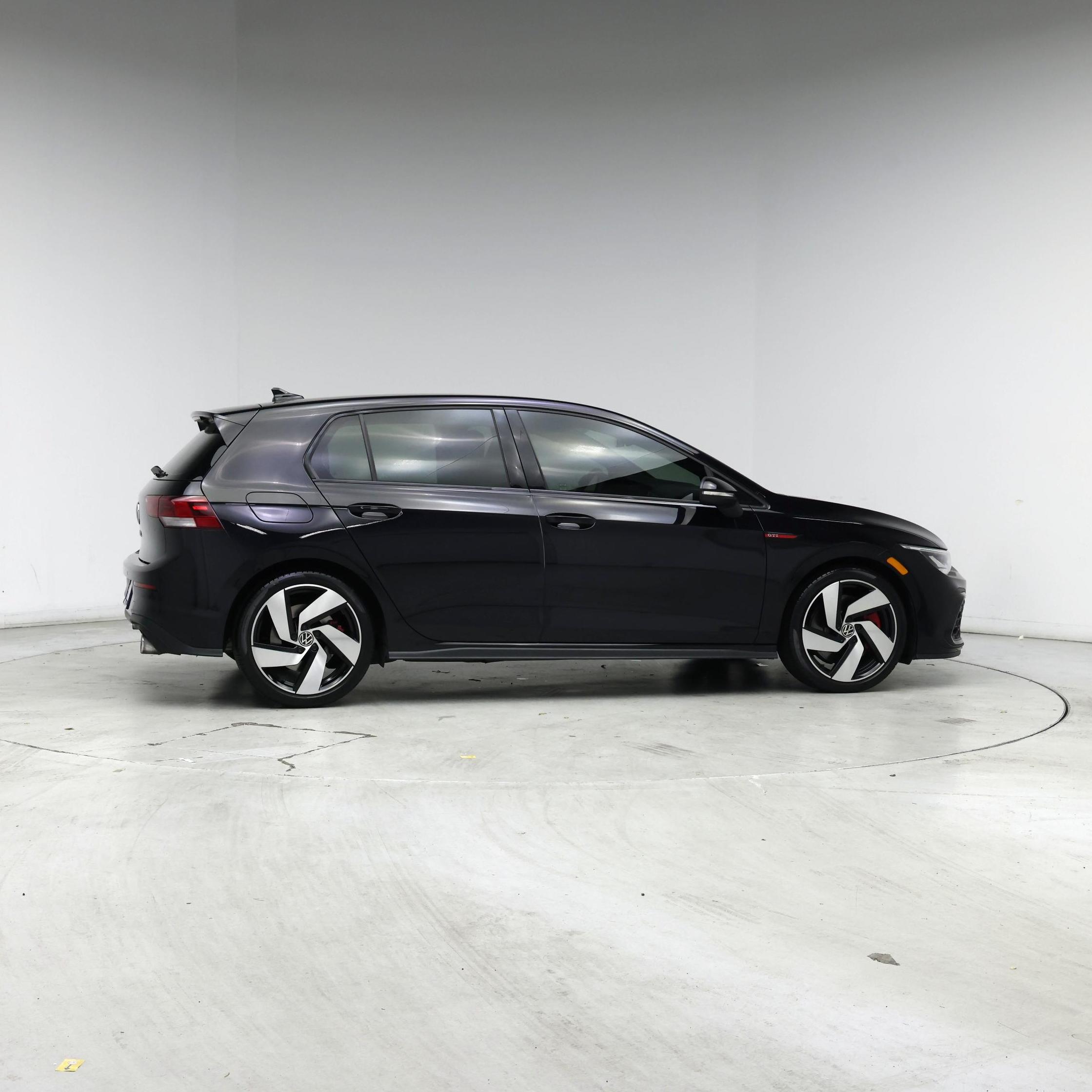 Thumbnail: 2022 Volkswagen Golf - 7