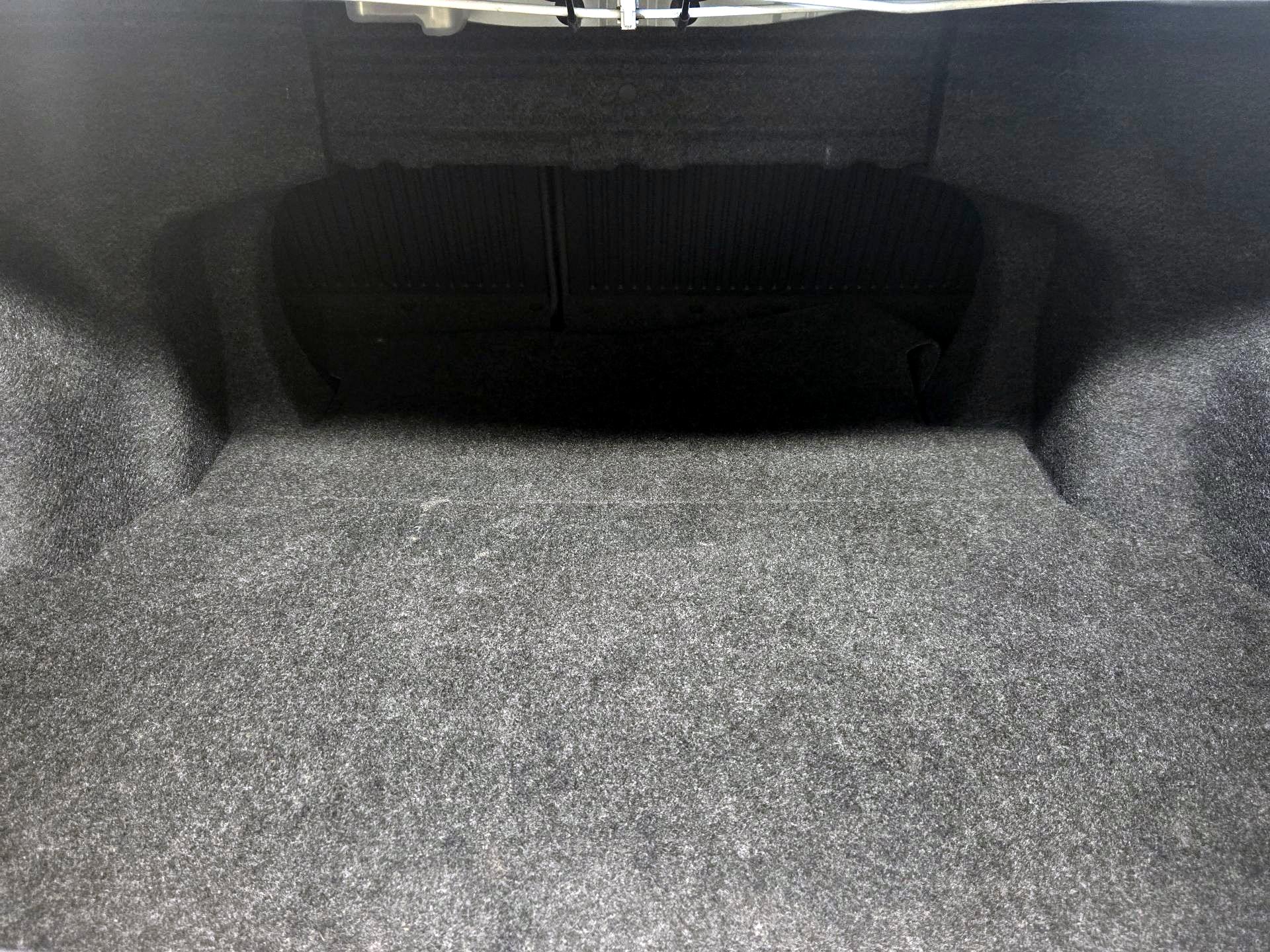 Thumbnail: 2013 Toyota Camry - 19