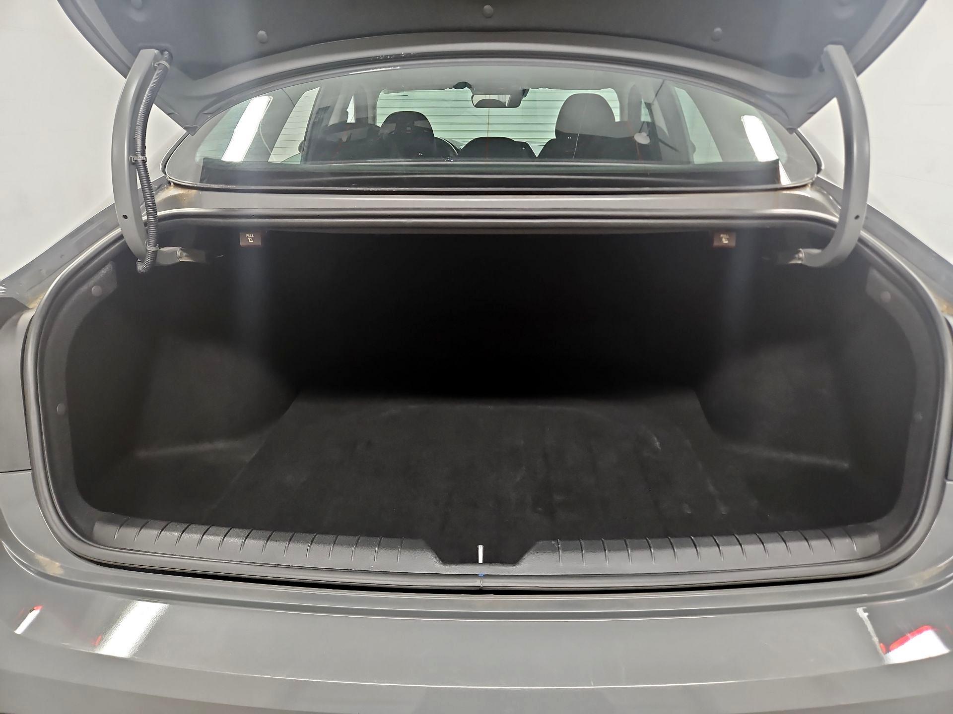 Thumbnail: 2021 Hyundai Sonata - 19
