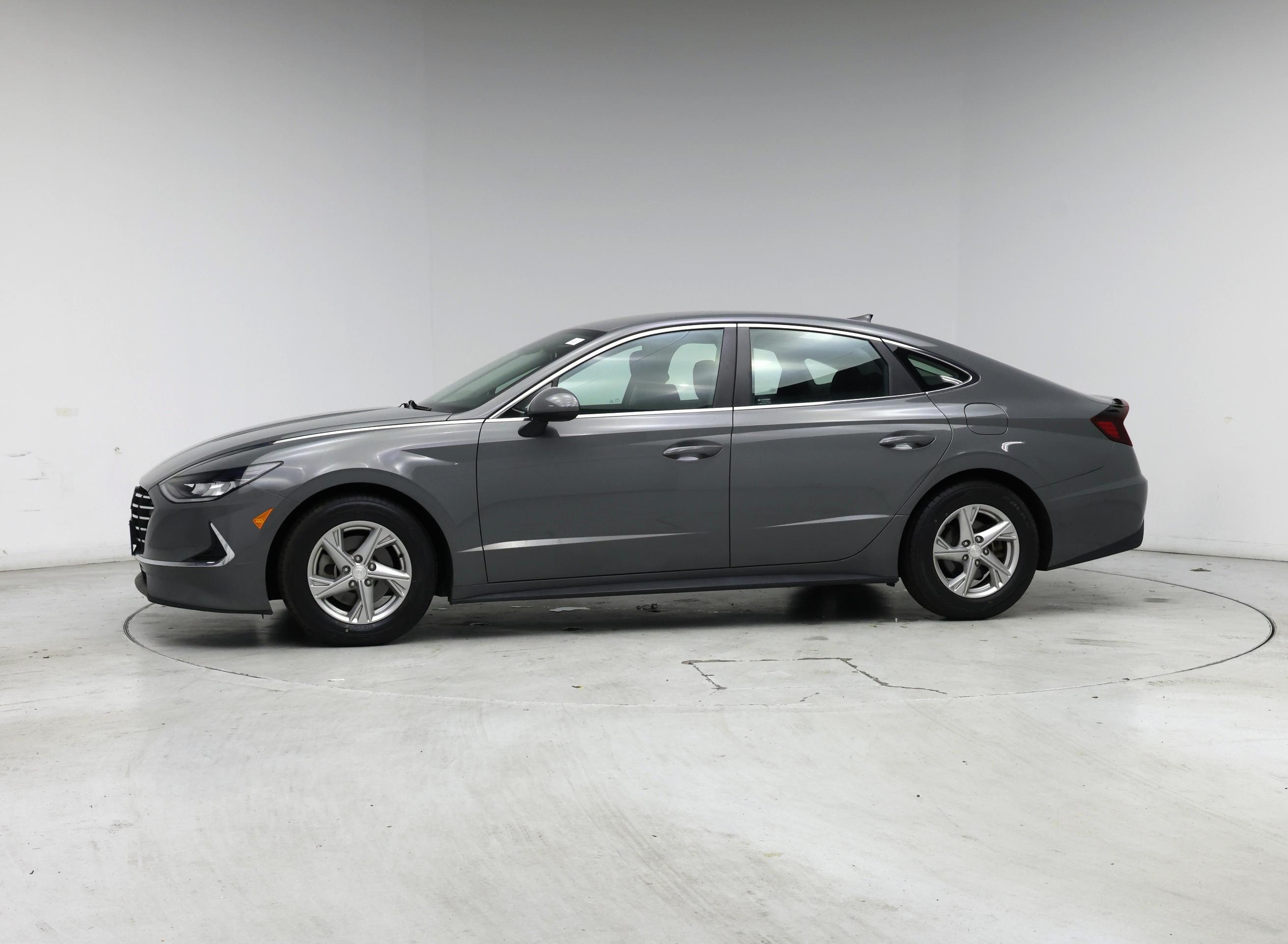Thumbnail: 2021 Hyundai Sonata - 3