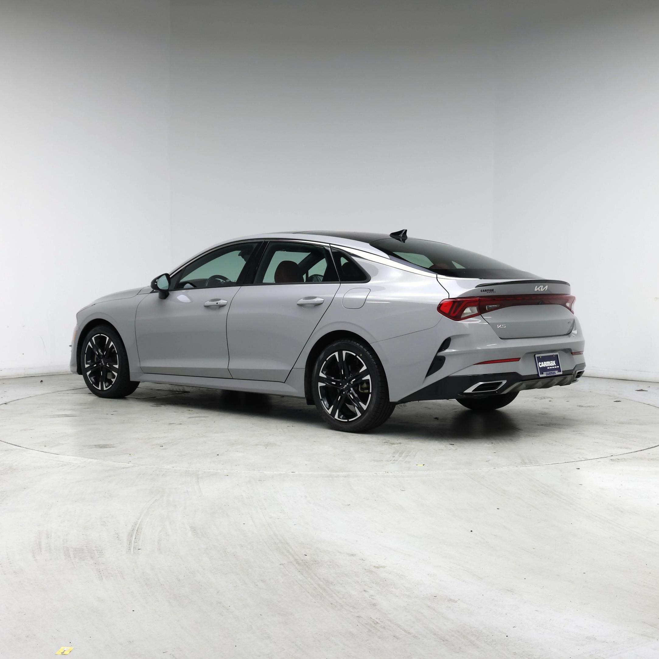 Thumbnail: 2023 Kia K5 - 2