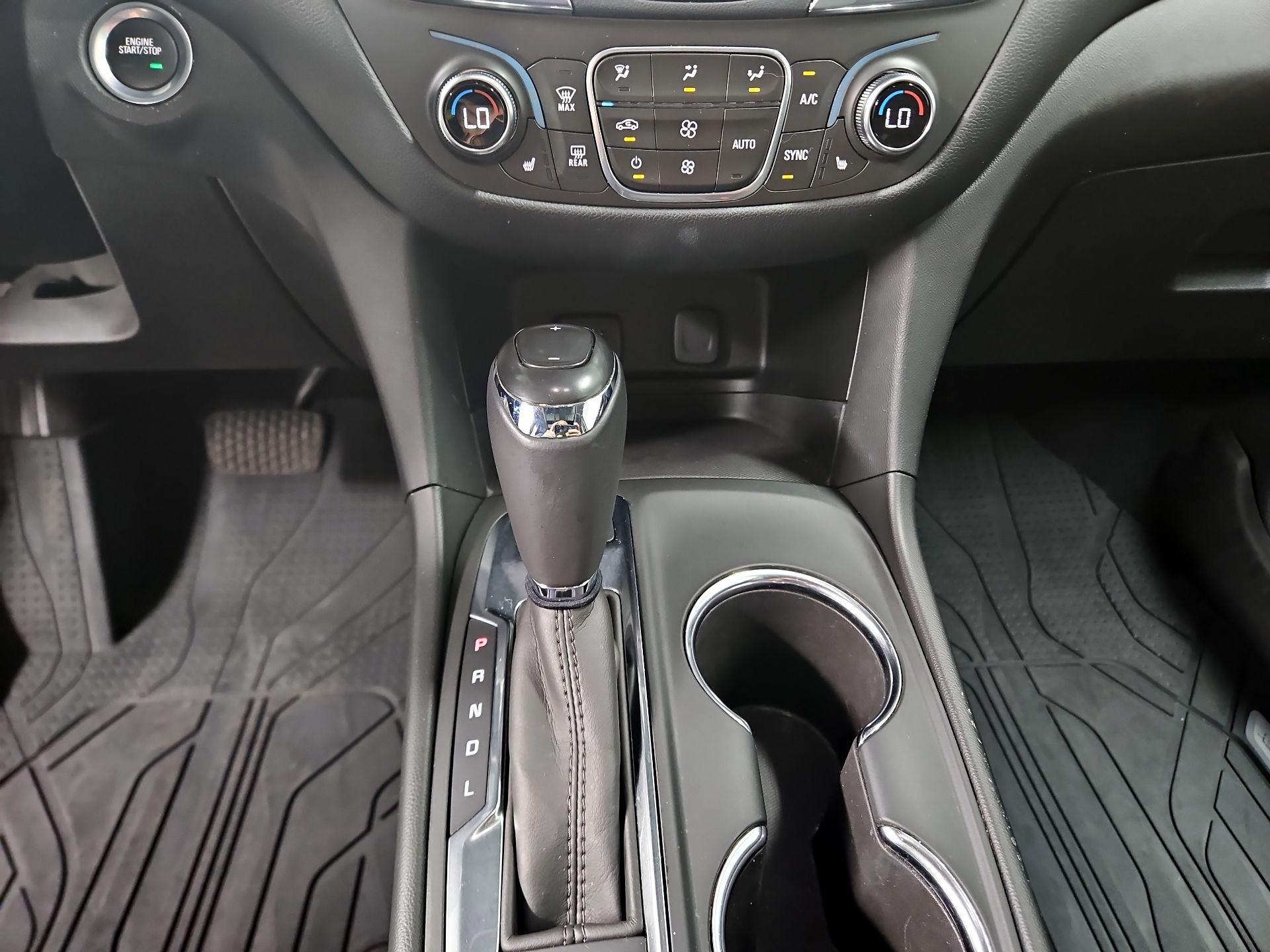 Thumbnail: 2018 Chevrolet Equinox - 17
