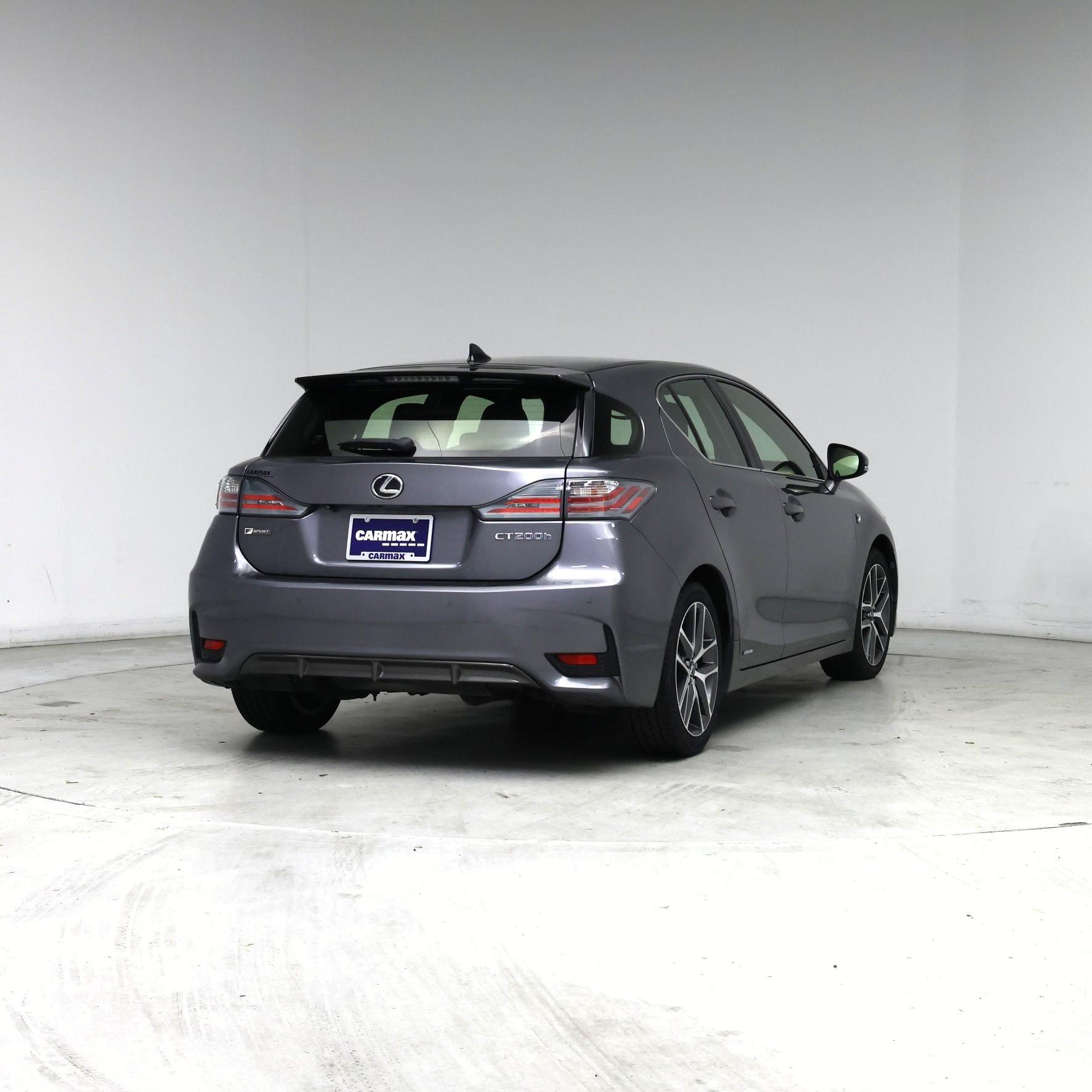 Thumbnail: 2017 Lexus CT - 8