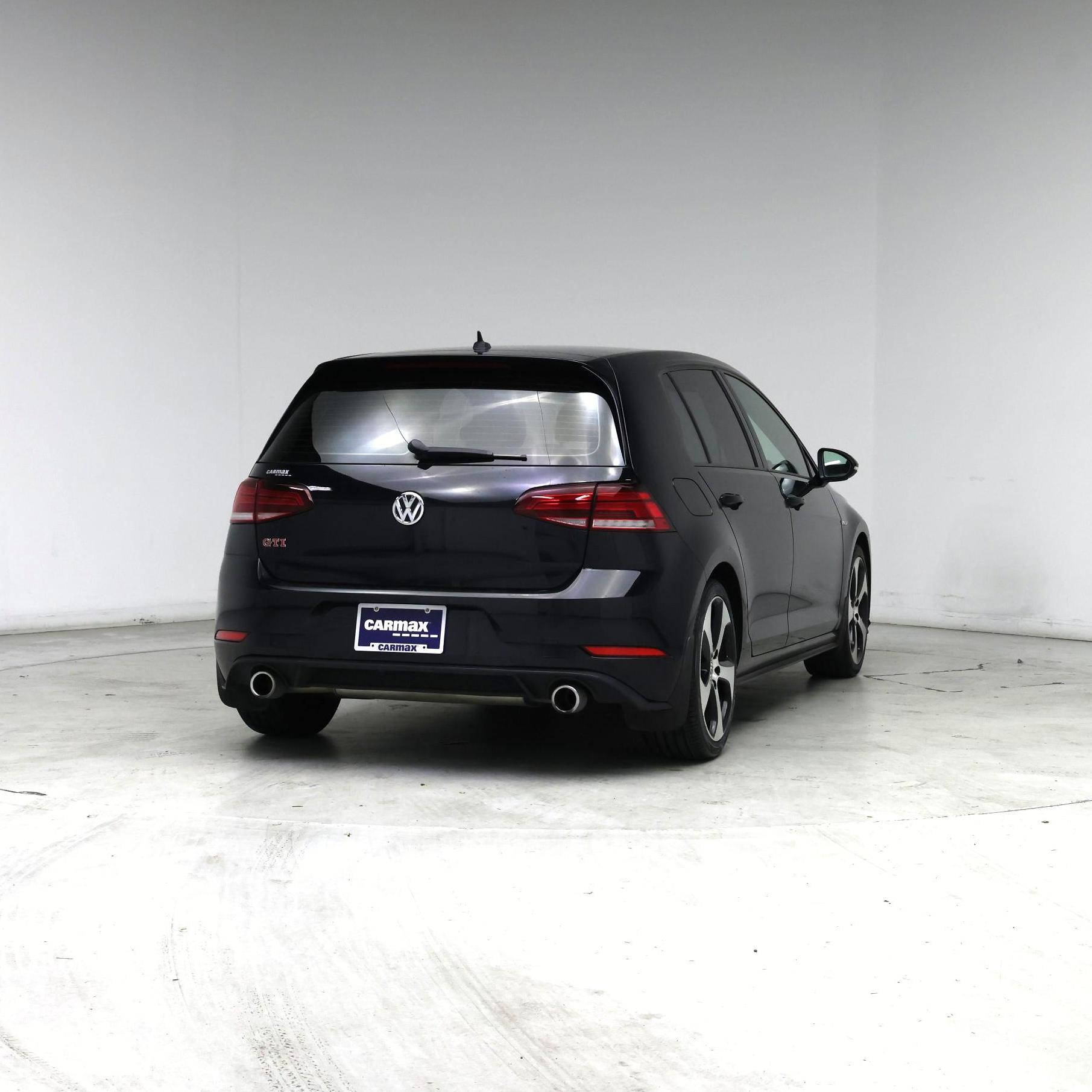 Thumbnail: 2019 Volkswagen Golf - 8