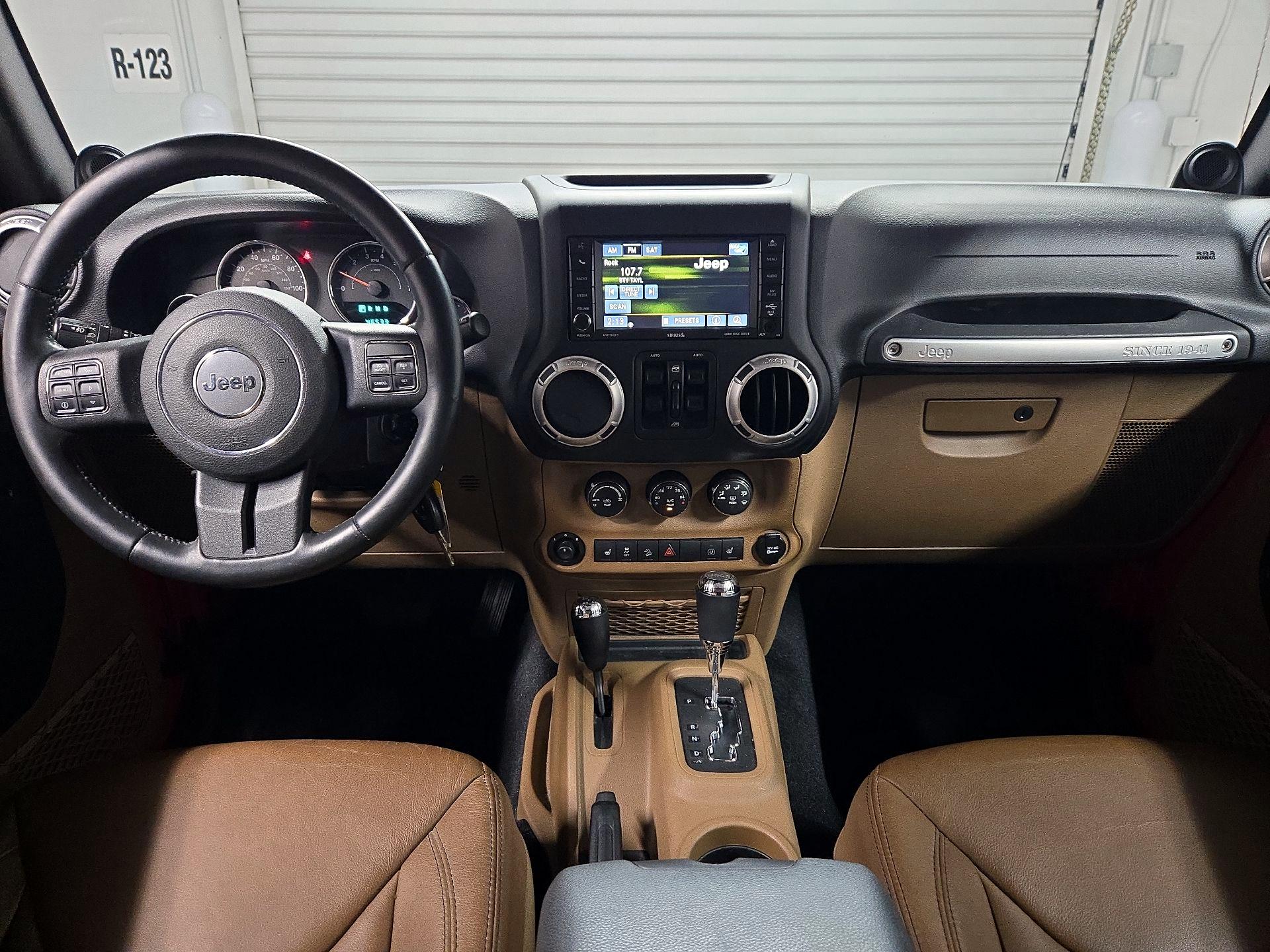 Thumbnail: 2014 Jeep Wrangler - 9