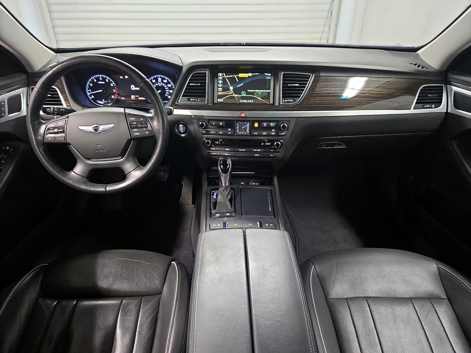Thumbnail: 2015 Hyundai Genesis - 9