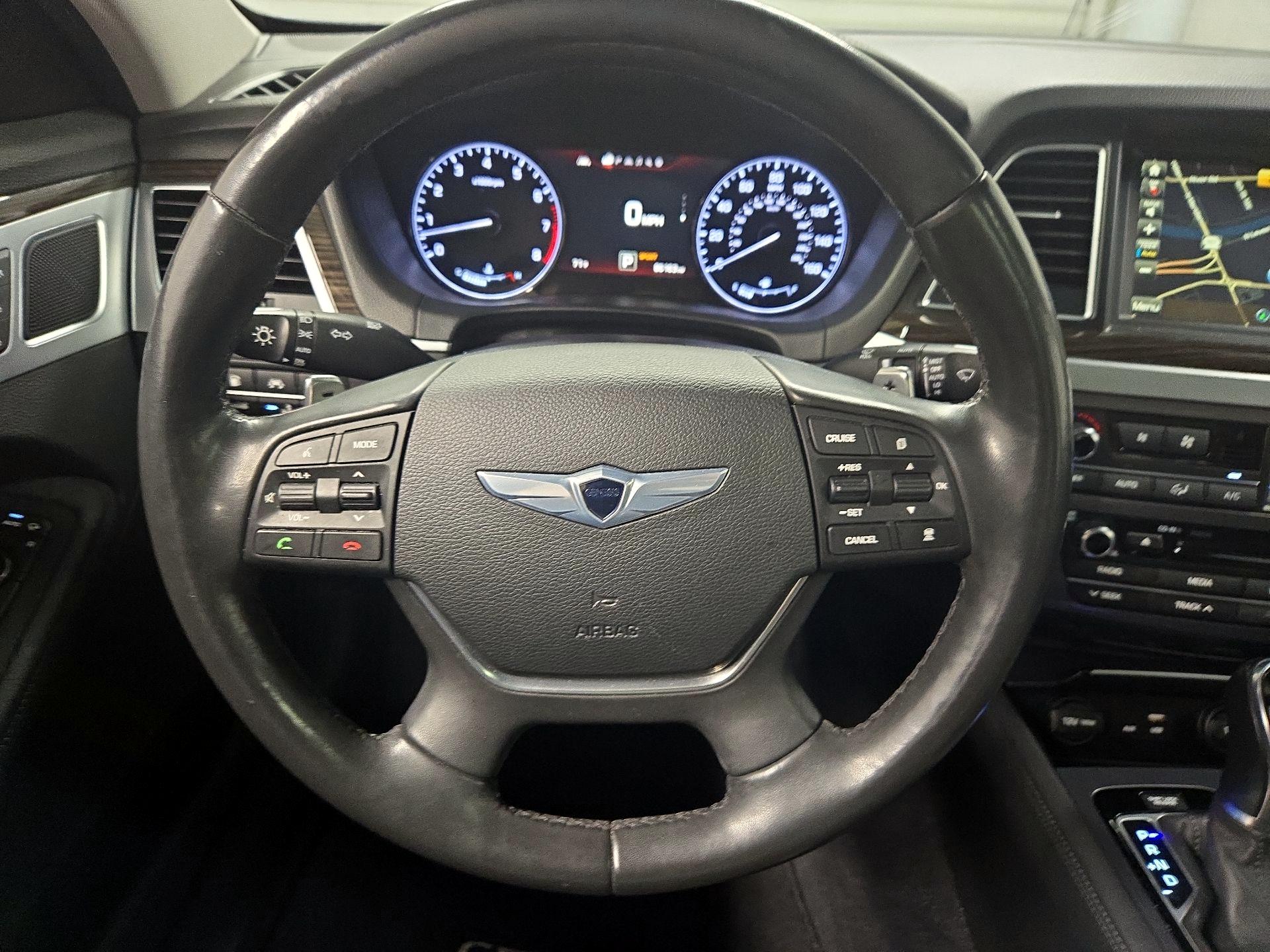 Thumbnail: 2015 Hyundai Genesis - 10