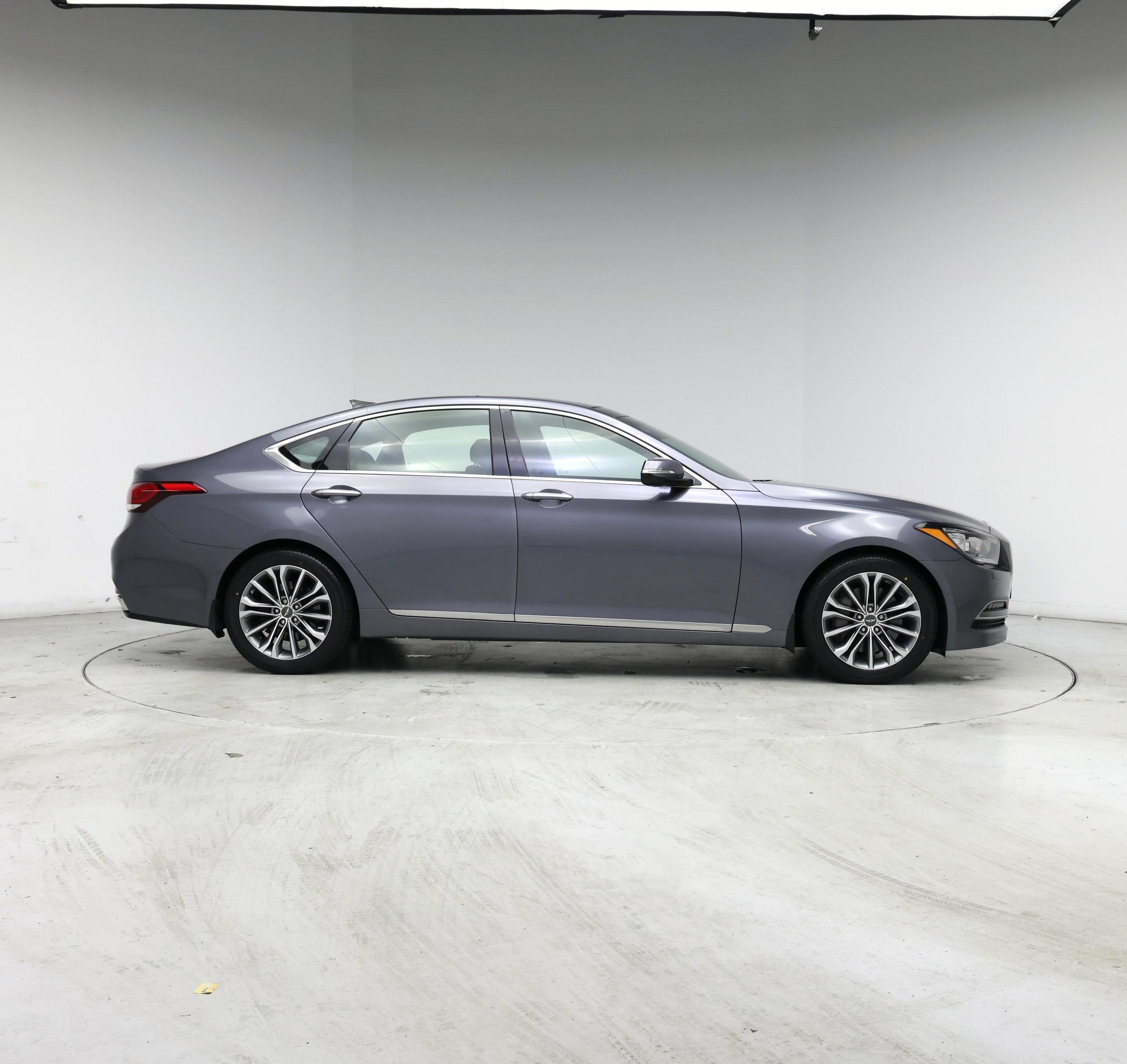 Thumbnail: 2015 Hyundai Genesis - 7
