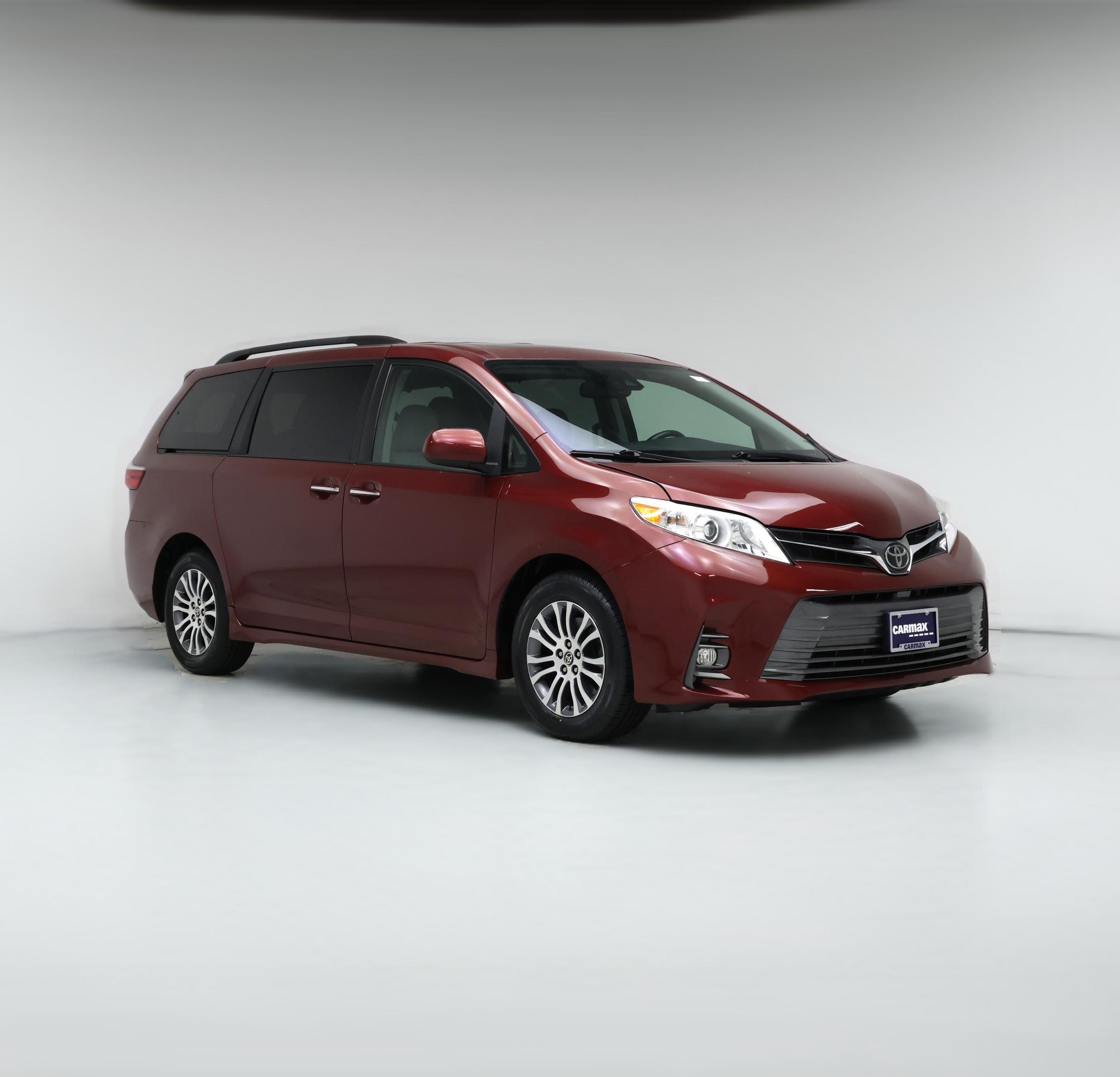 Thumbnail: 2020 Toyota Sienna - 1