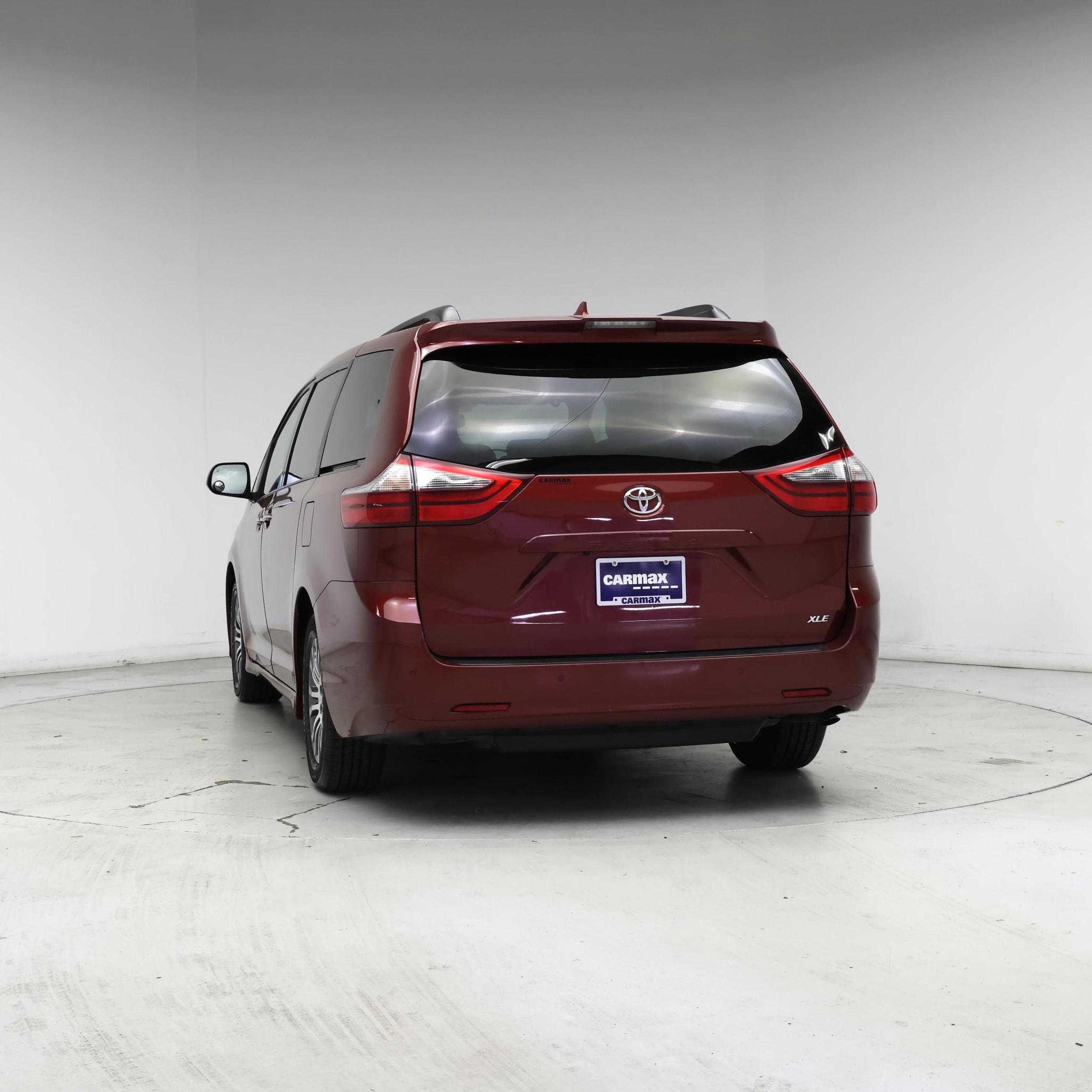 Thumbnail: 2020 Toyota Sienna - 6
