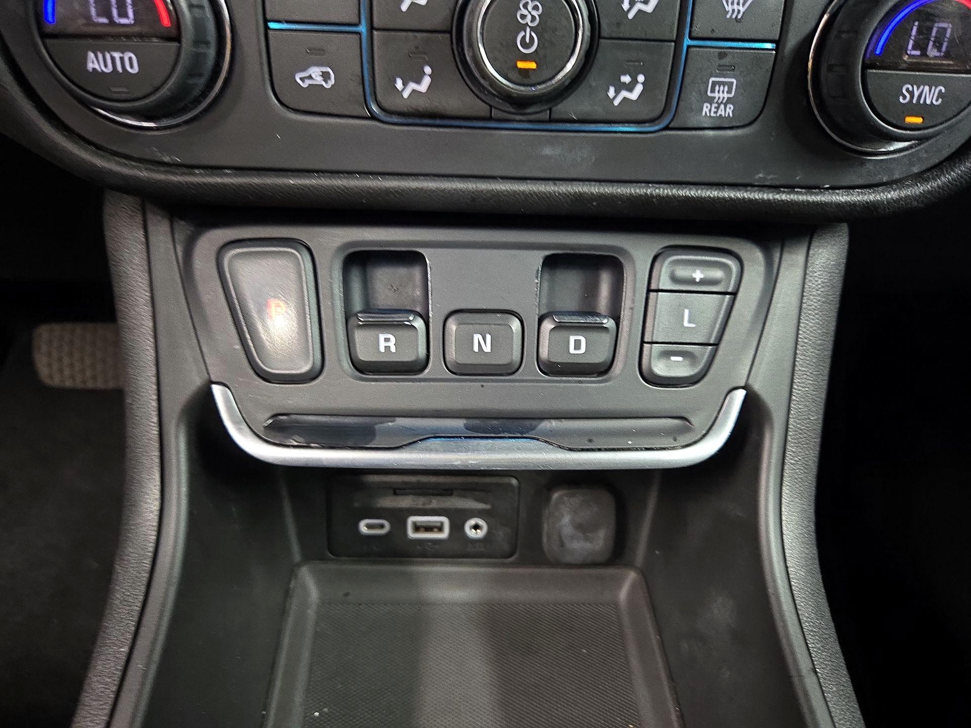 Thumbnail: 2018 GMC Terrain - 18