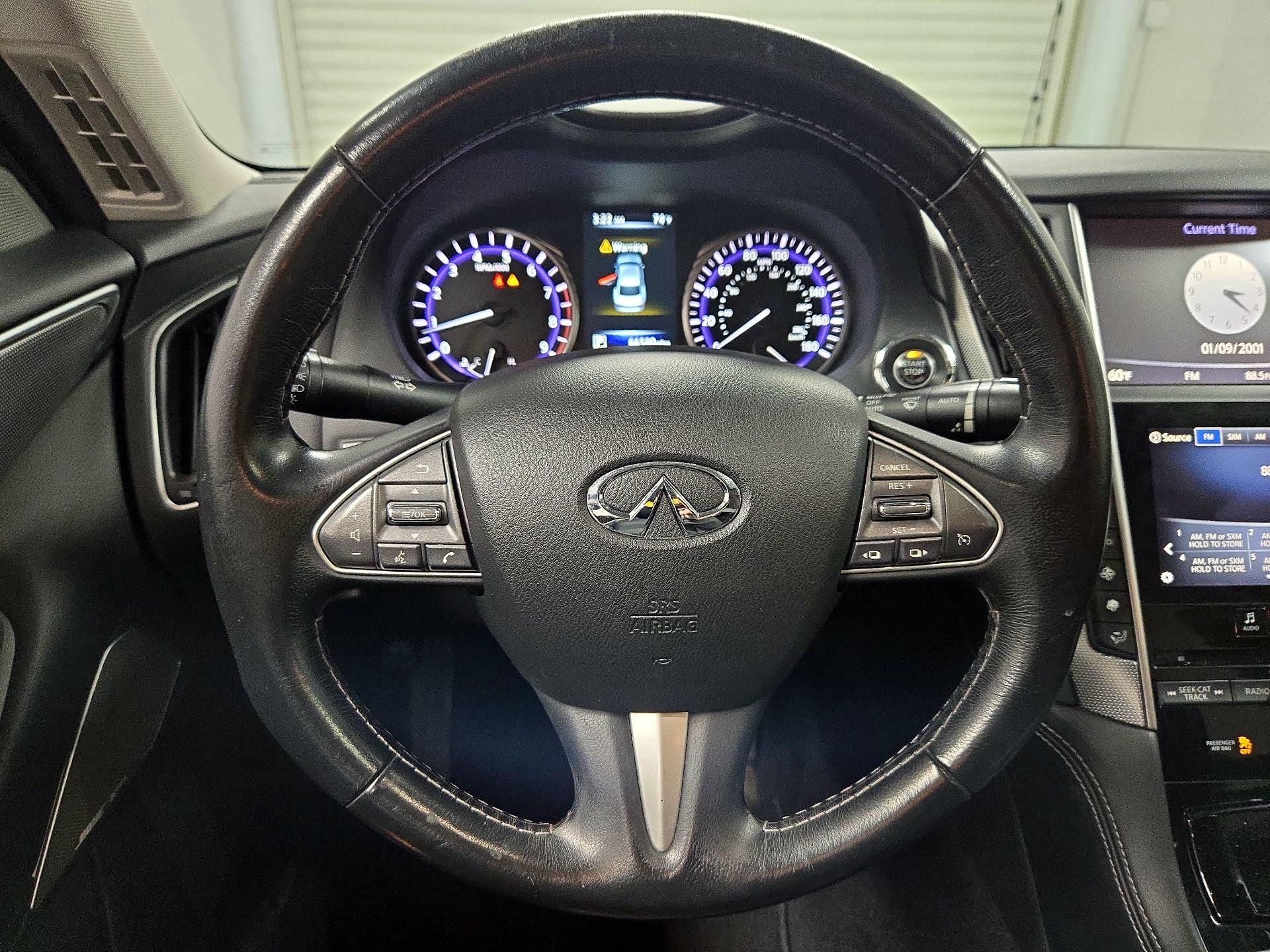 Thumbnail: 2017 INFINITI Q50 - 10
