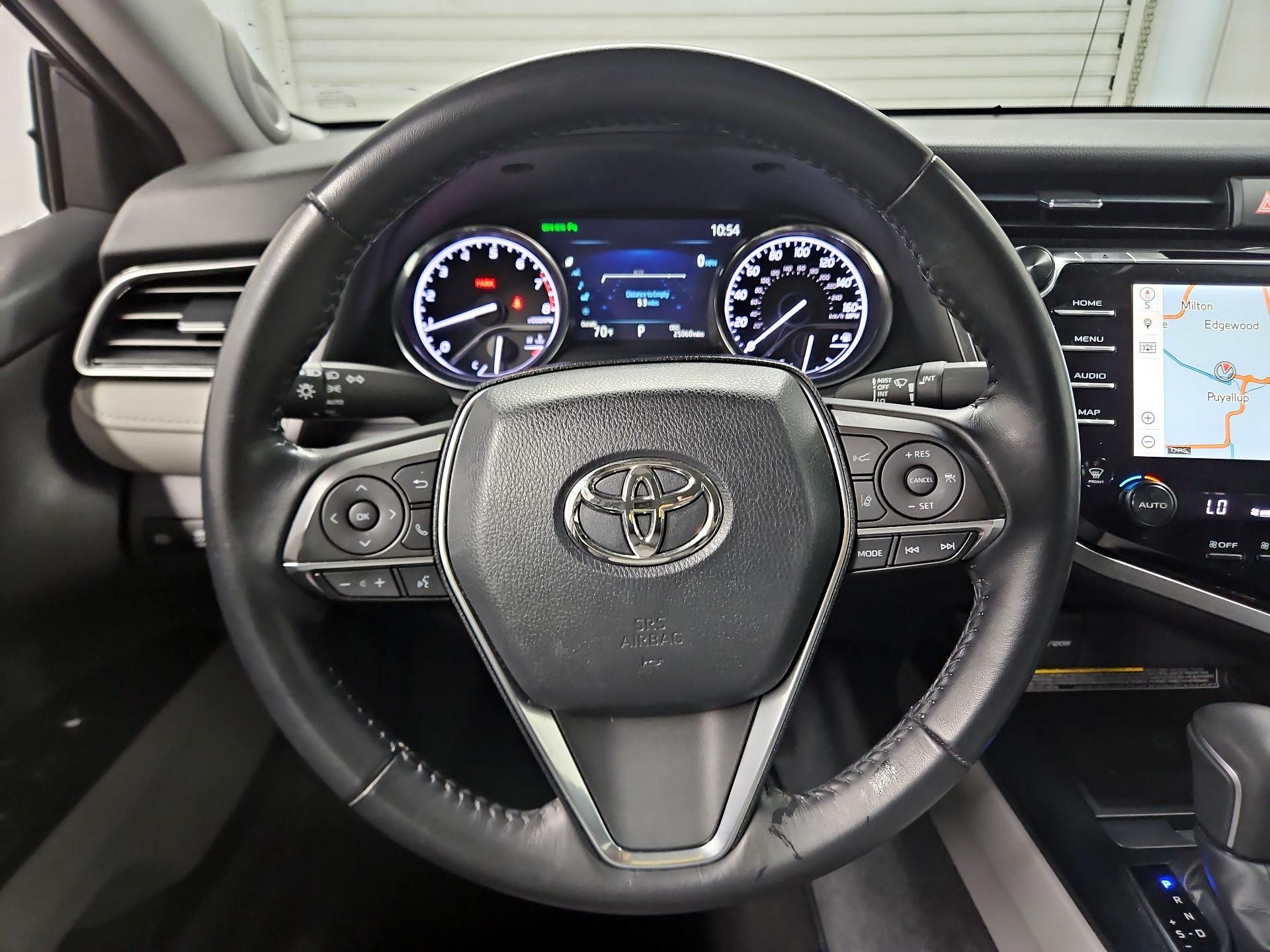 Thumbnail: 2019 Toyota Camry - 10
