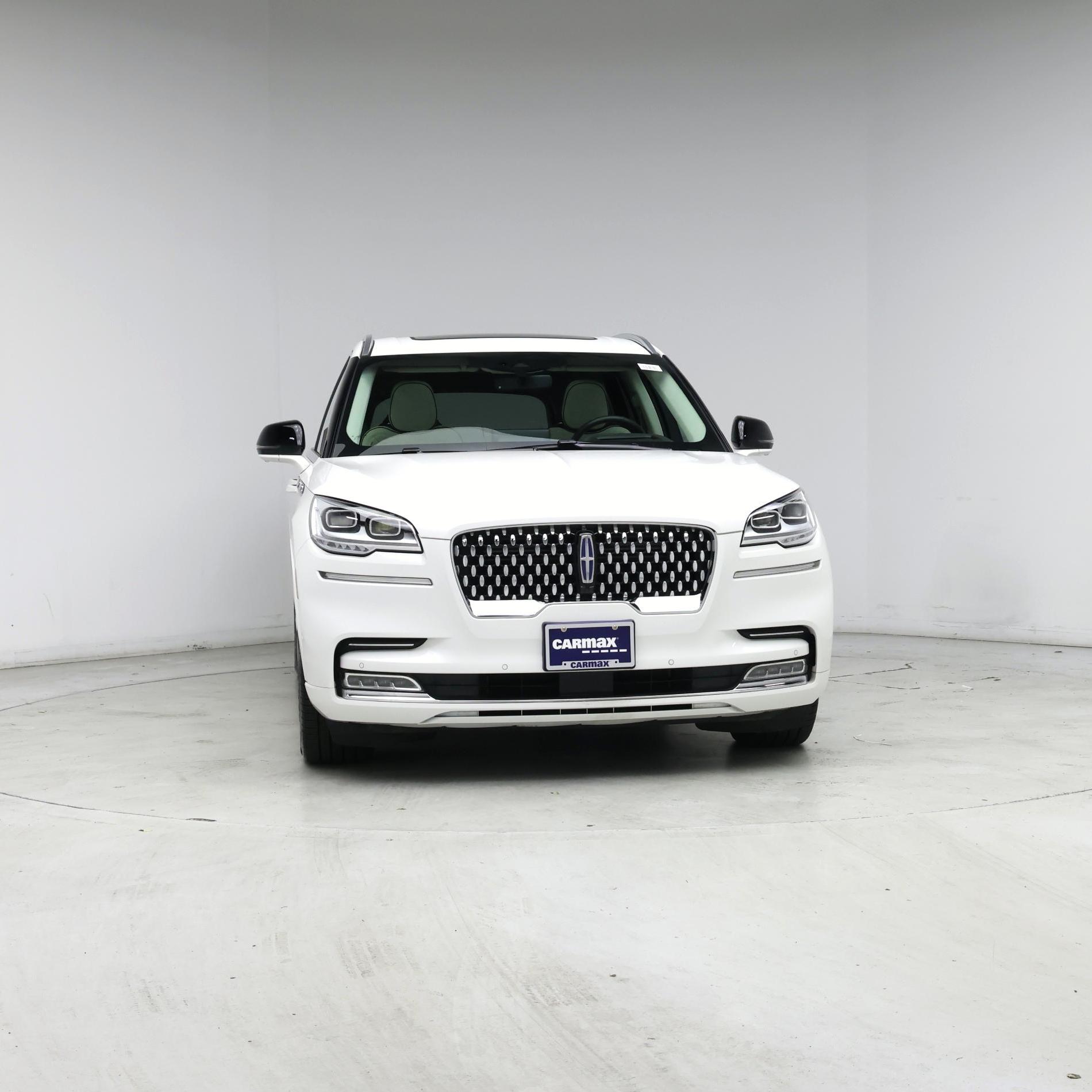 Thumbnail: 2023 Lincoln Aviator - 5