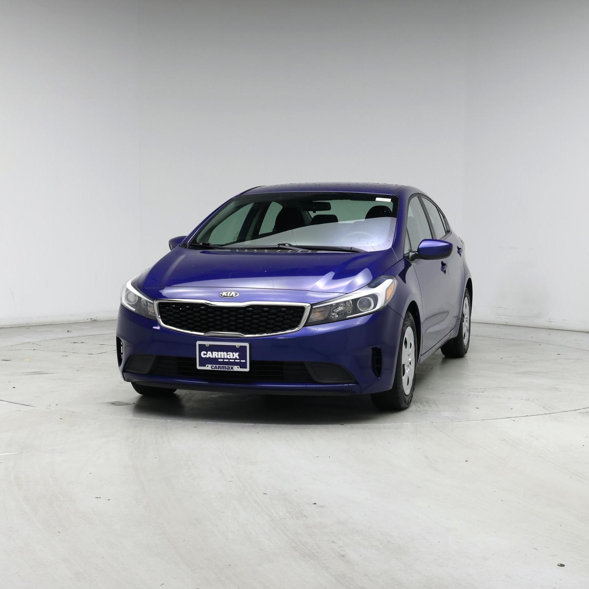 Thumbnail: 2017 Kia Forte - 4