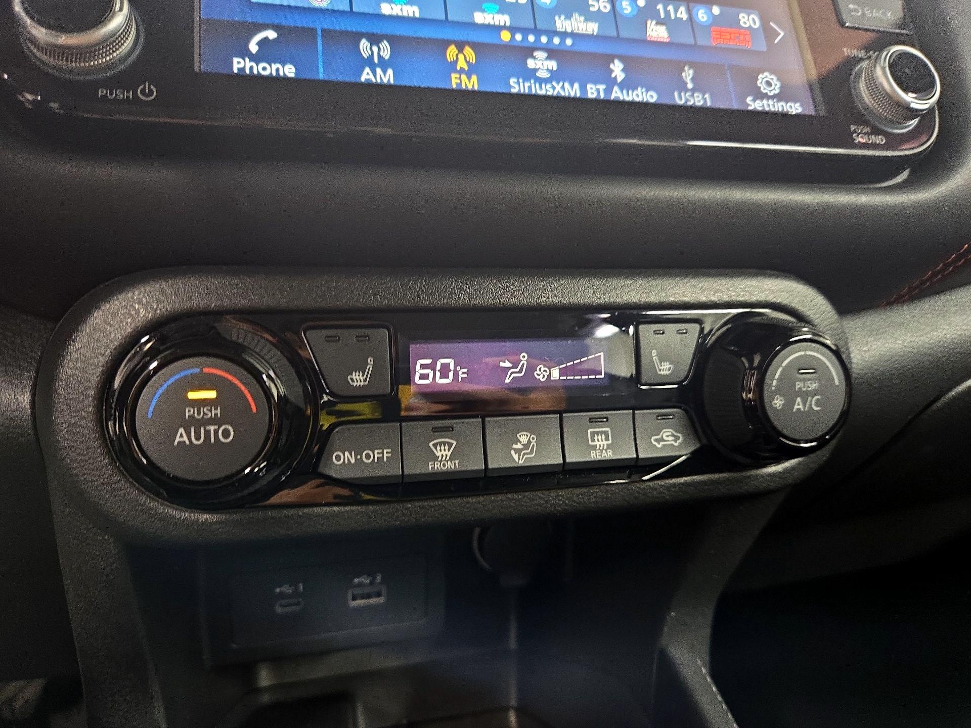 Thumbnail: 2023 Nissan Kicks - 16