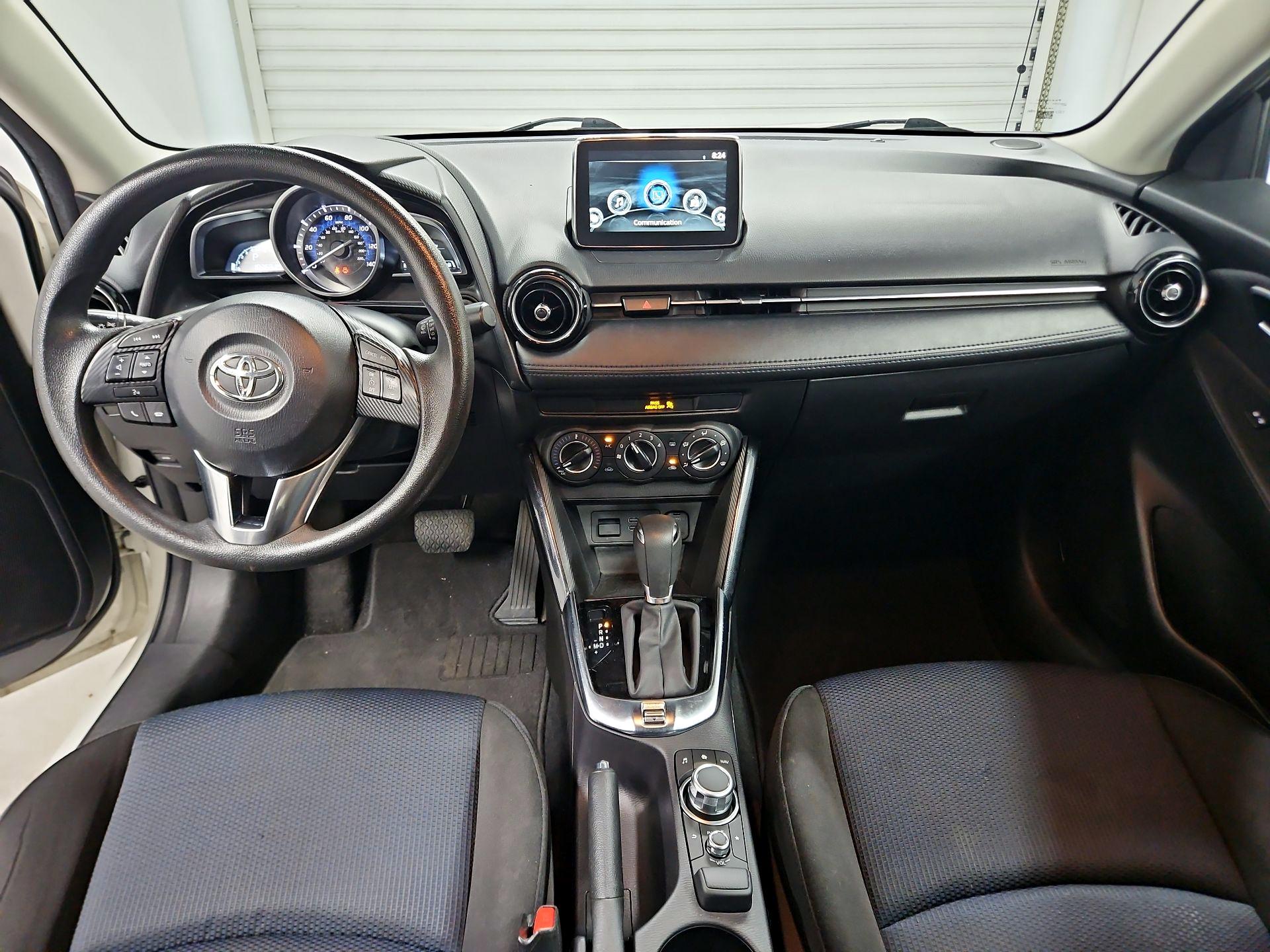 Thumbnail: 2018 Toyota Yaris iA - 9