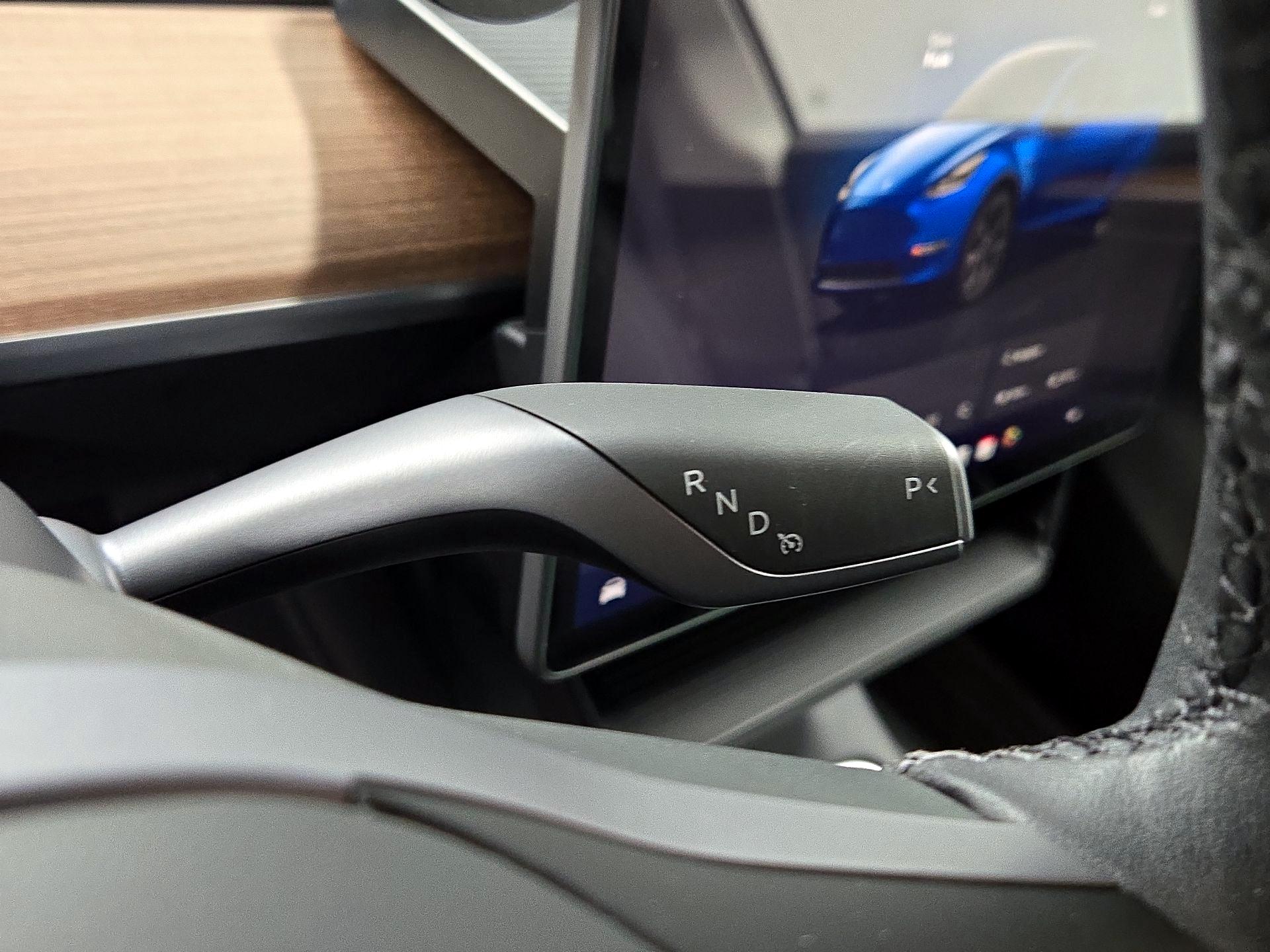 Thumbnail: 2025 Tesla Model Y - 18