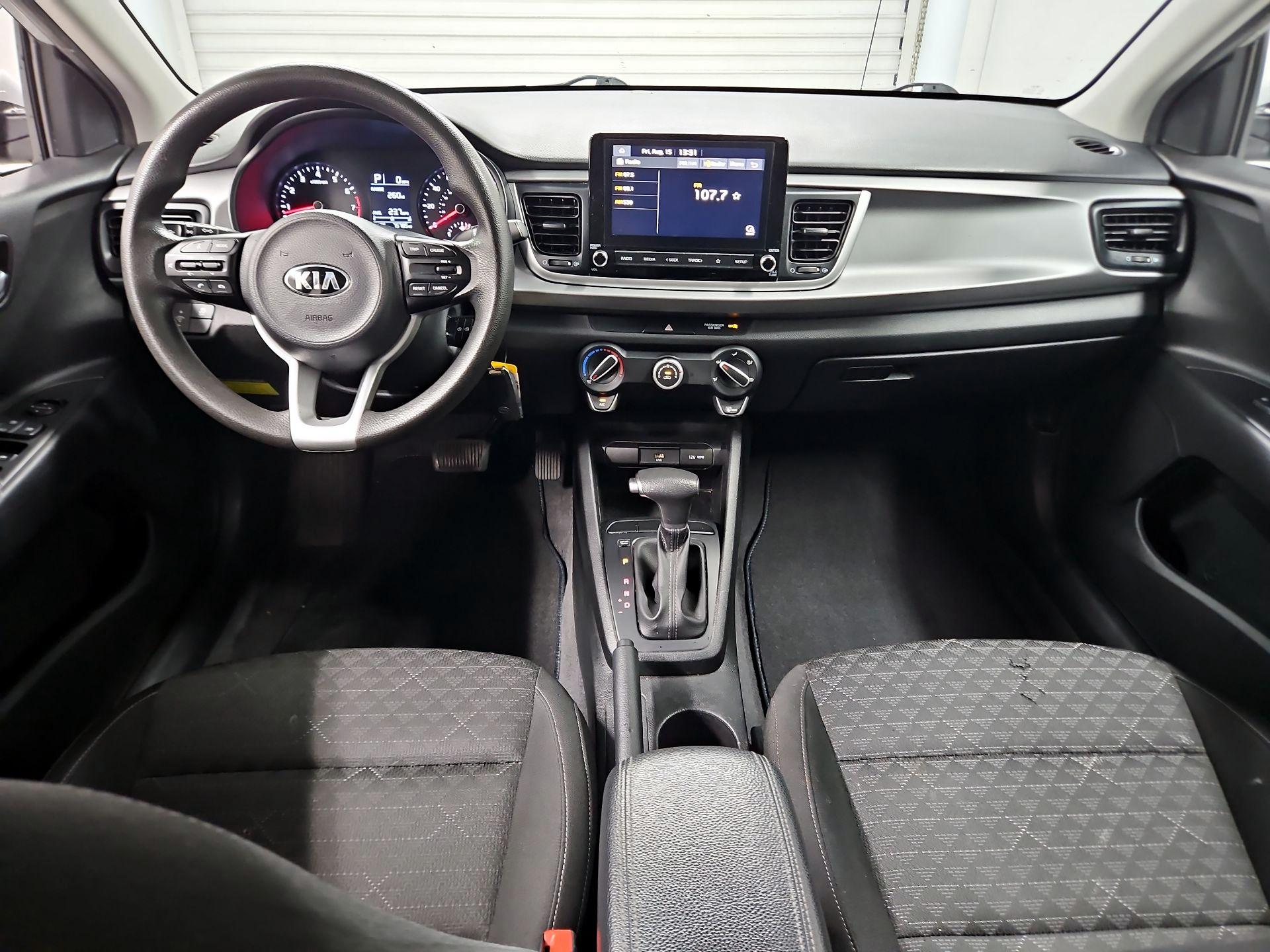 Thumbnail: 2021 Kia Rio - 9