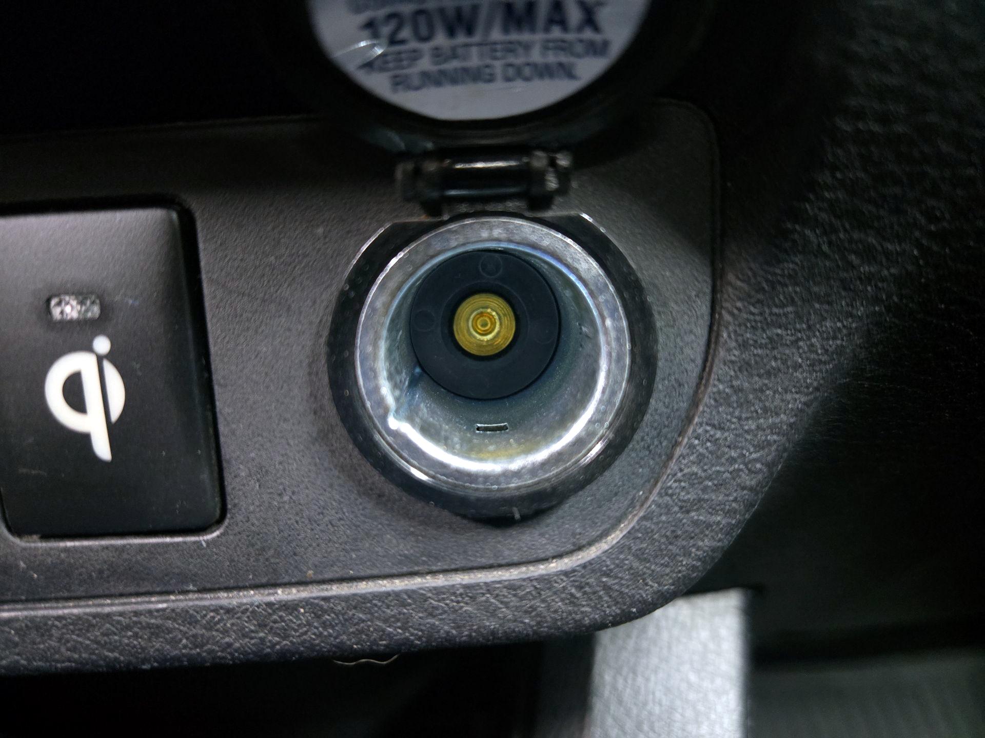 Thumbnail: 2020 Toyota Tacoma - 18