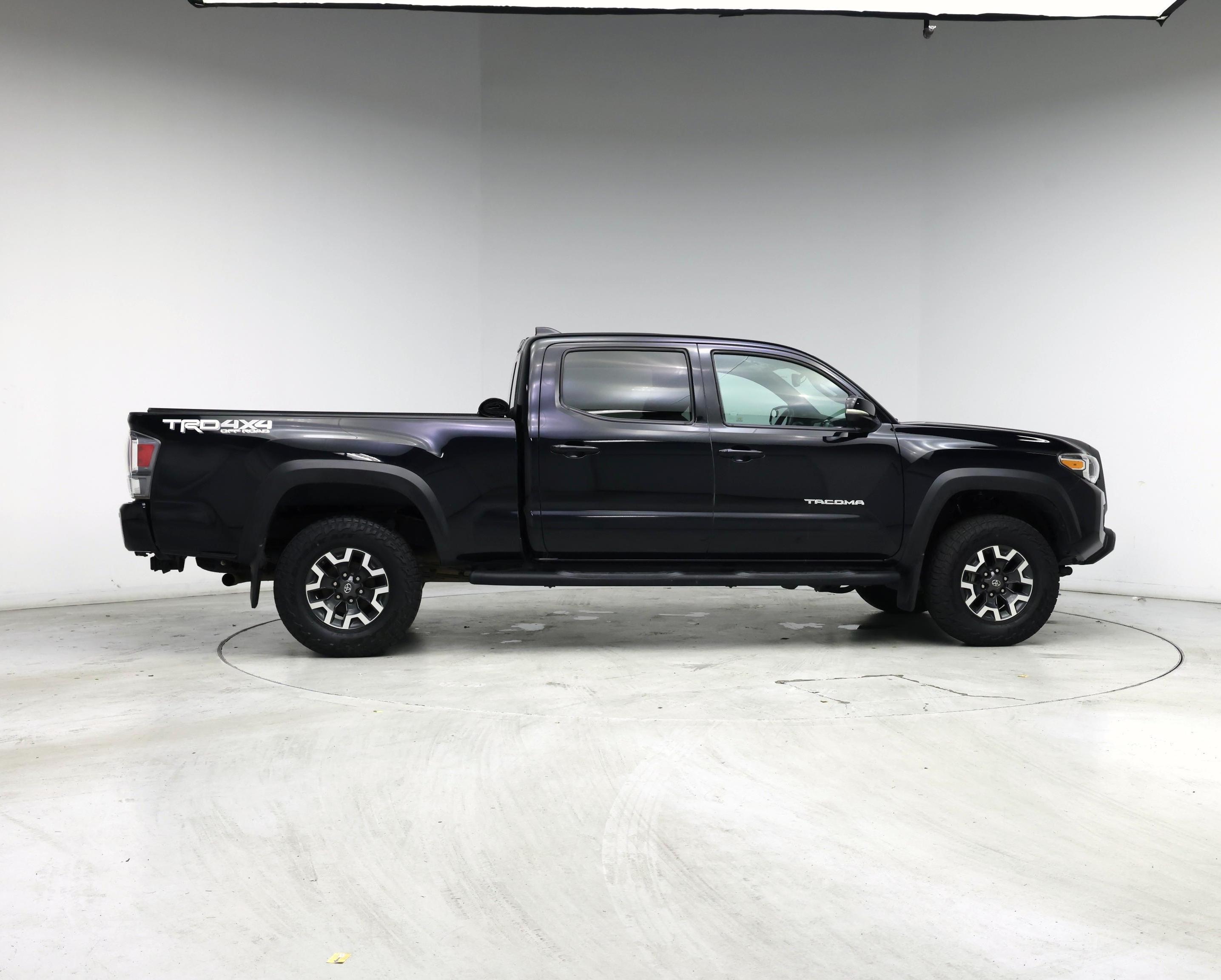 Thumbnail: 2020 Toyota Tacoma - 7