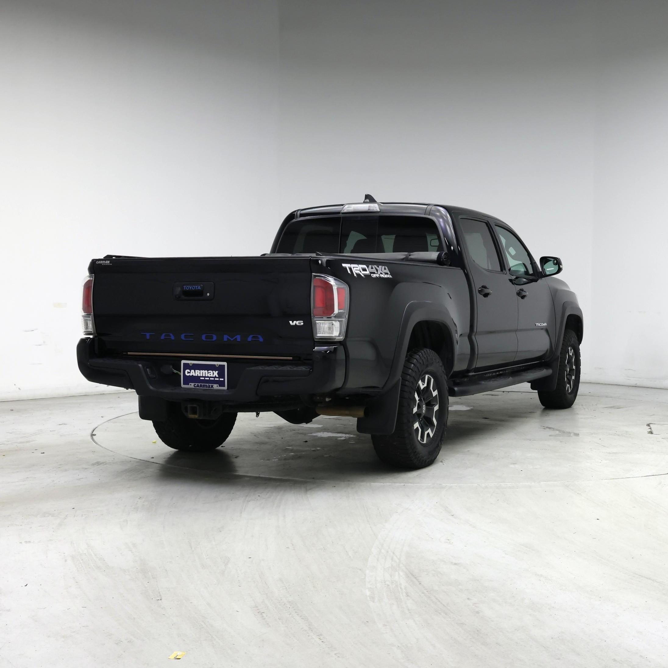Thumbnail: 2020 Toyota Tacoma - 8