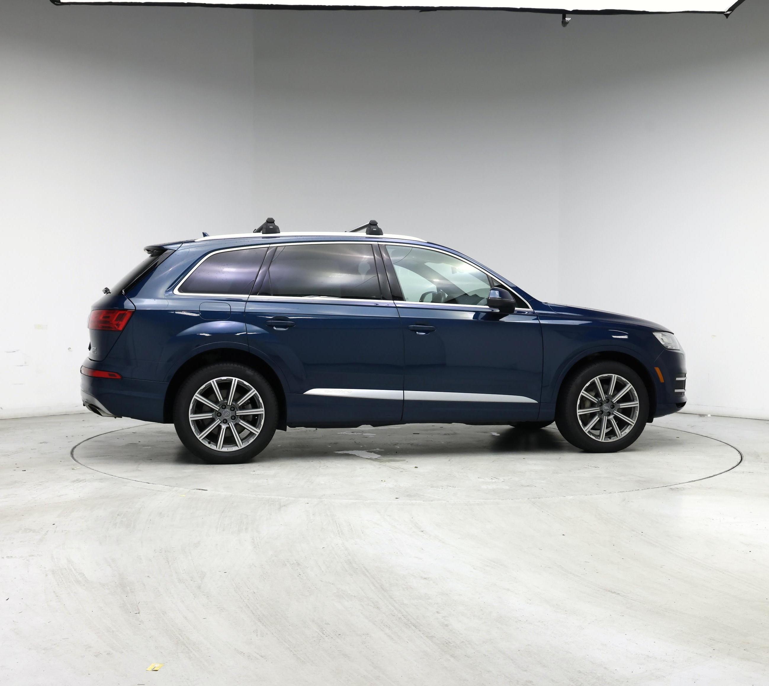 Thumbnail: 2018 Audi Q7 - 7