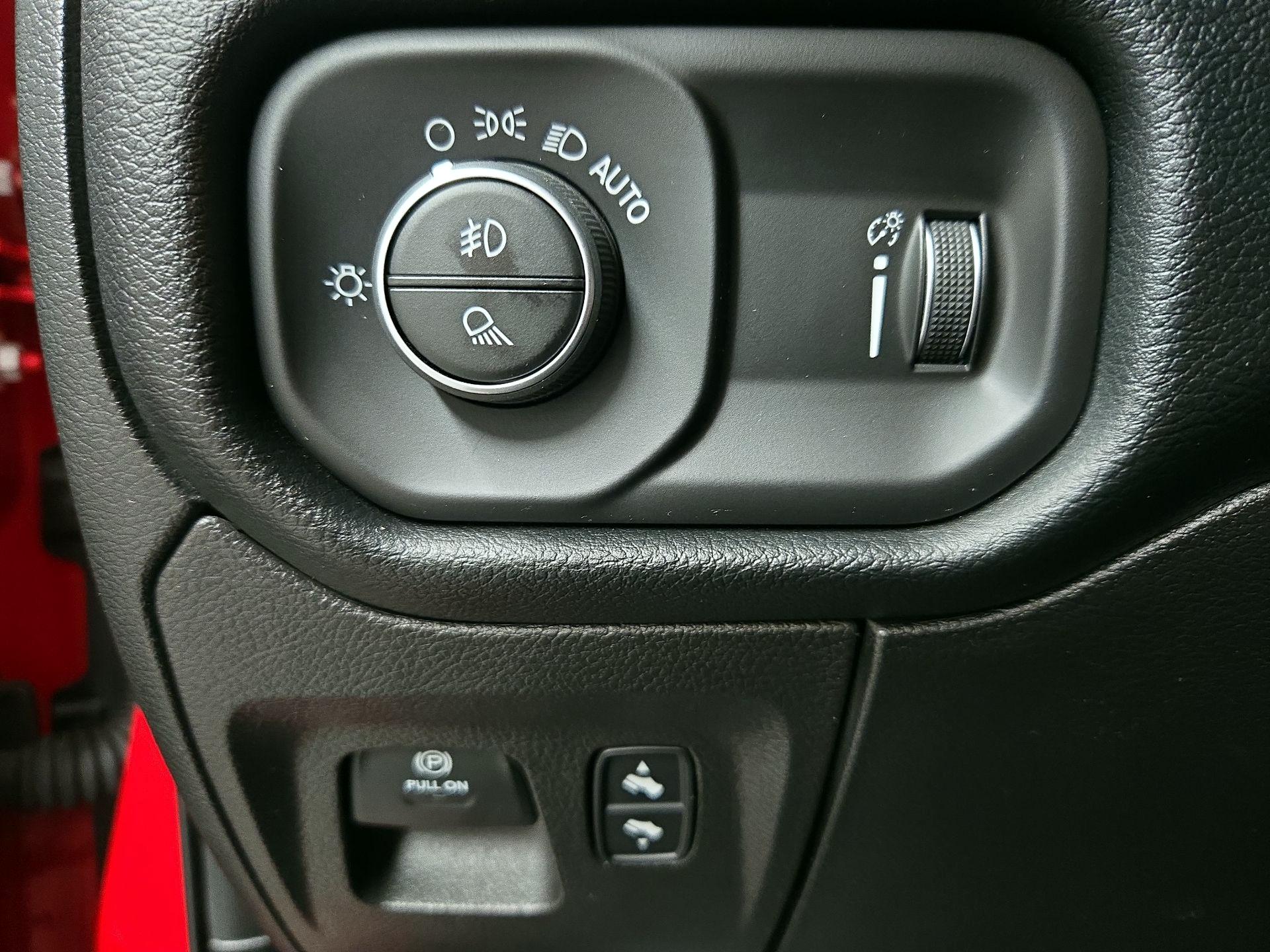 Thumbnail: 2020 RAM 1500 - 13