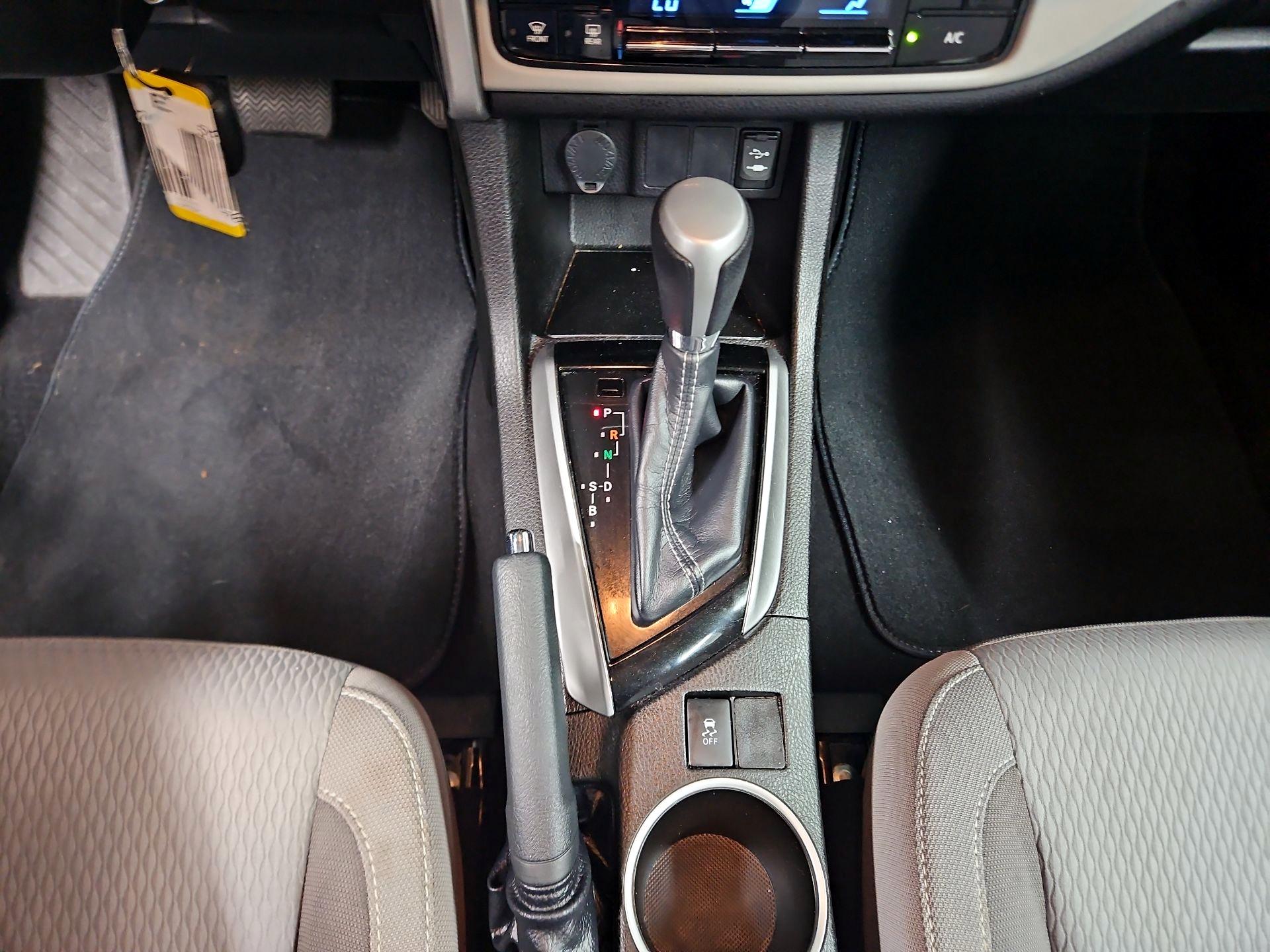 Thumbnail: 2019 Toyota Corolla - 17