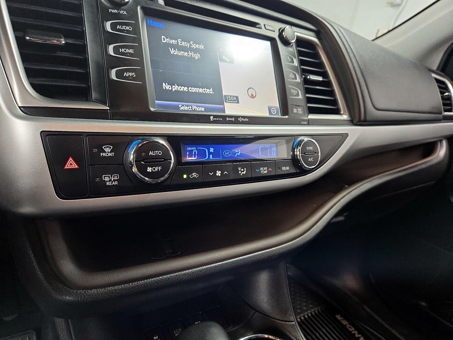 Thumbnail: 2019 Toyota Highlander - 17