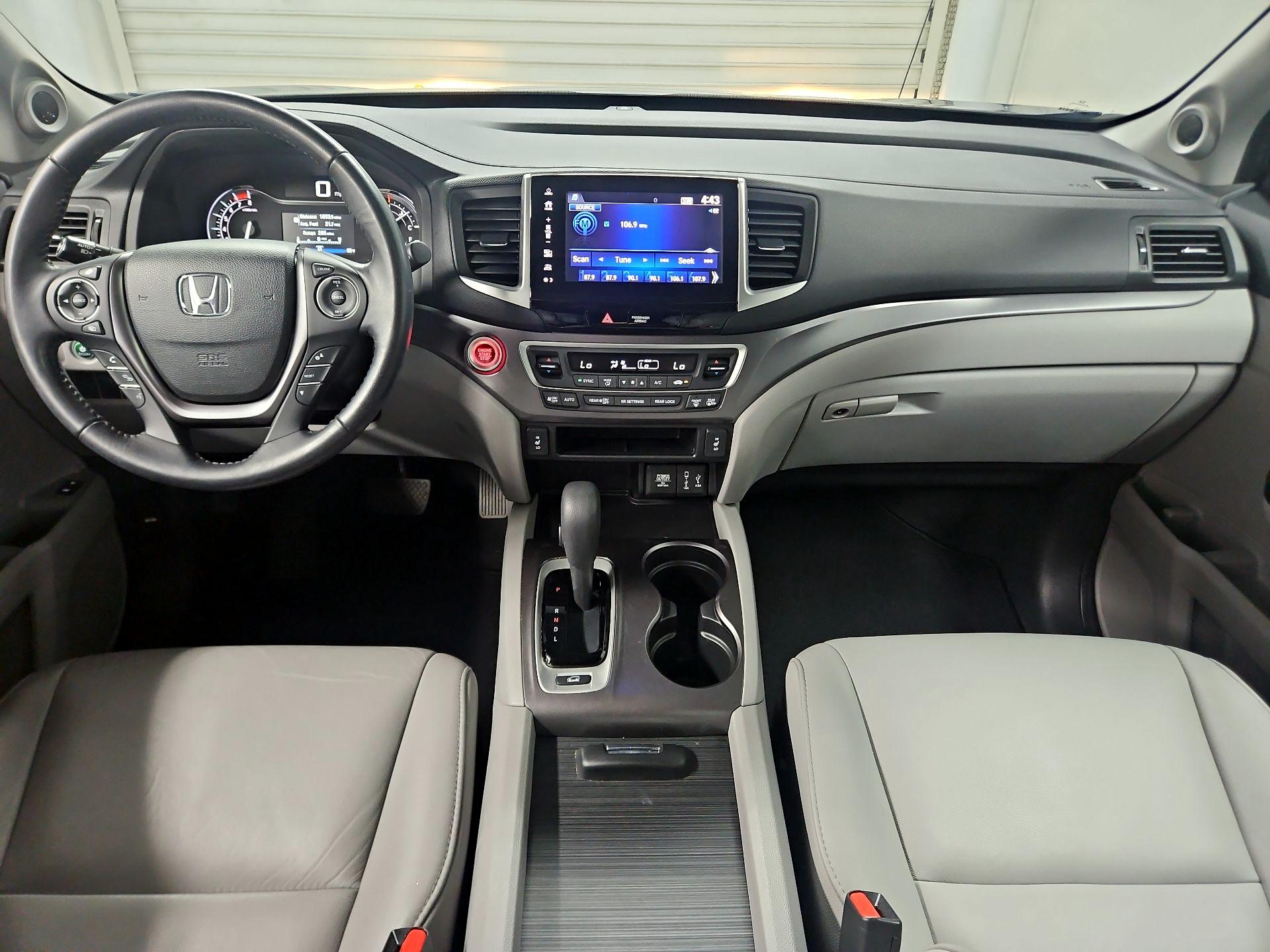 Thumbnail: 2018 Honda Pilot - 9