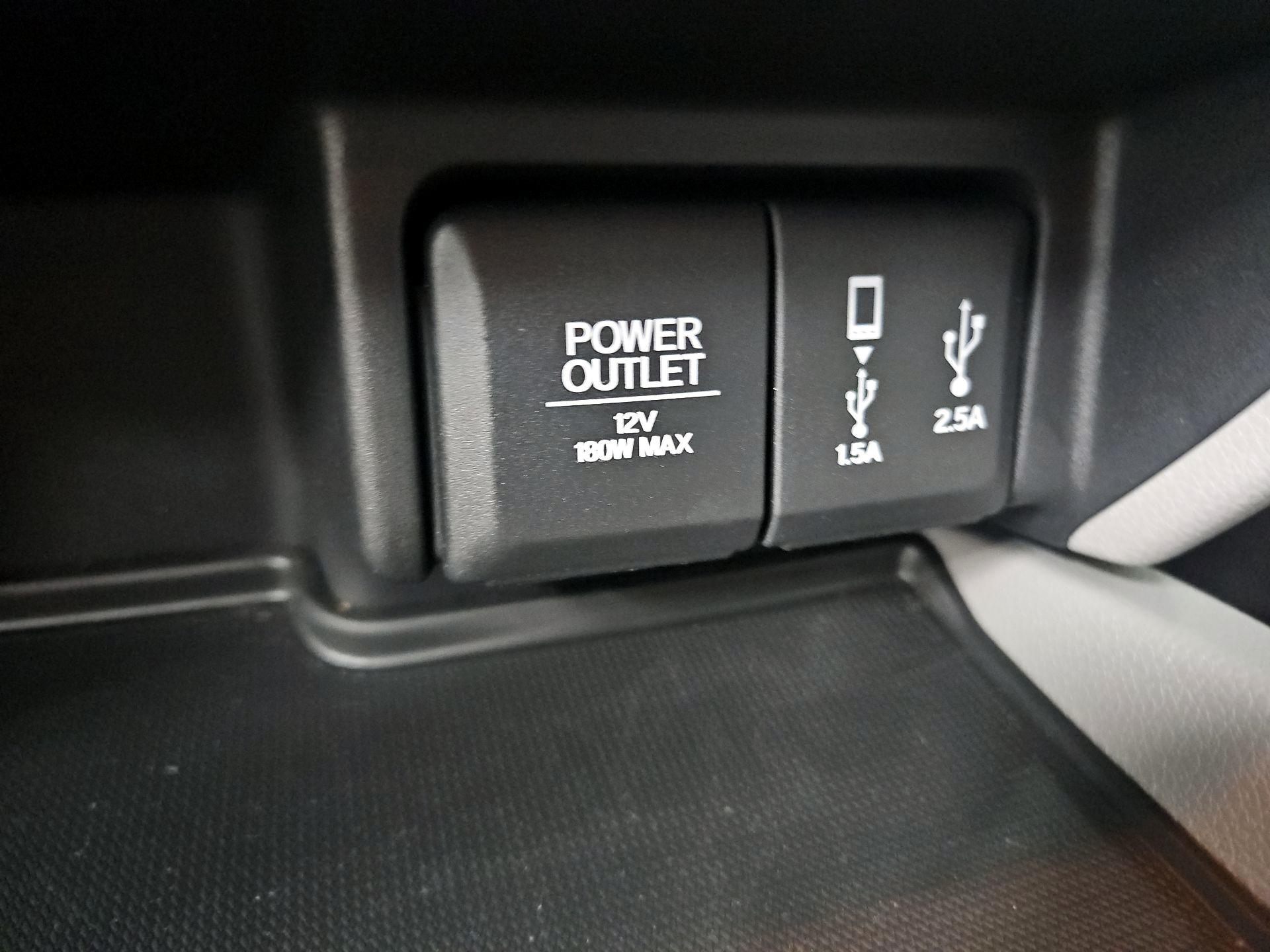 Thumbnail: 2018 Honda Pilot - 18