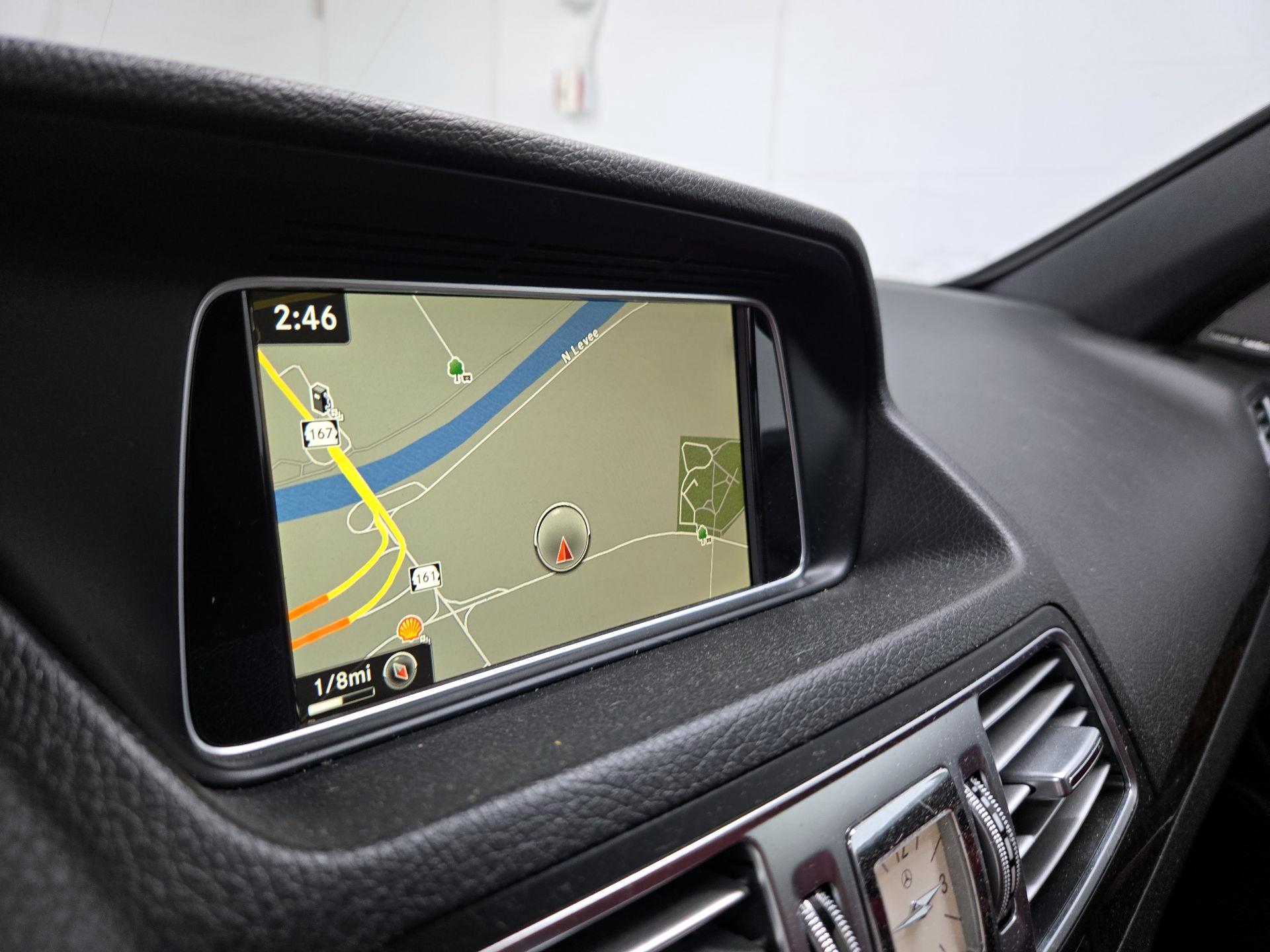 Thumbnail: 2016 Mercedes-Benz E-Class - 14