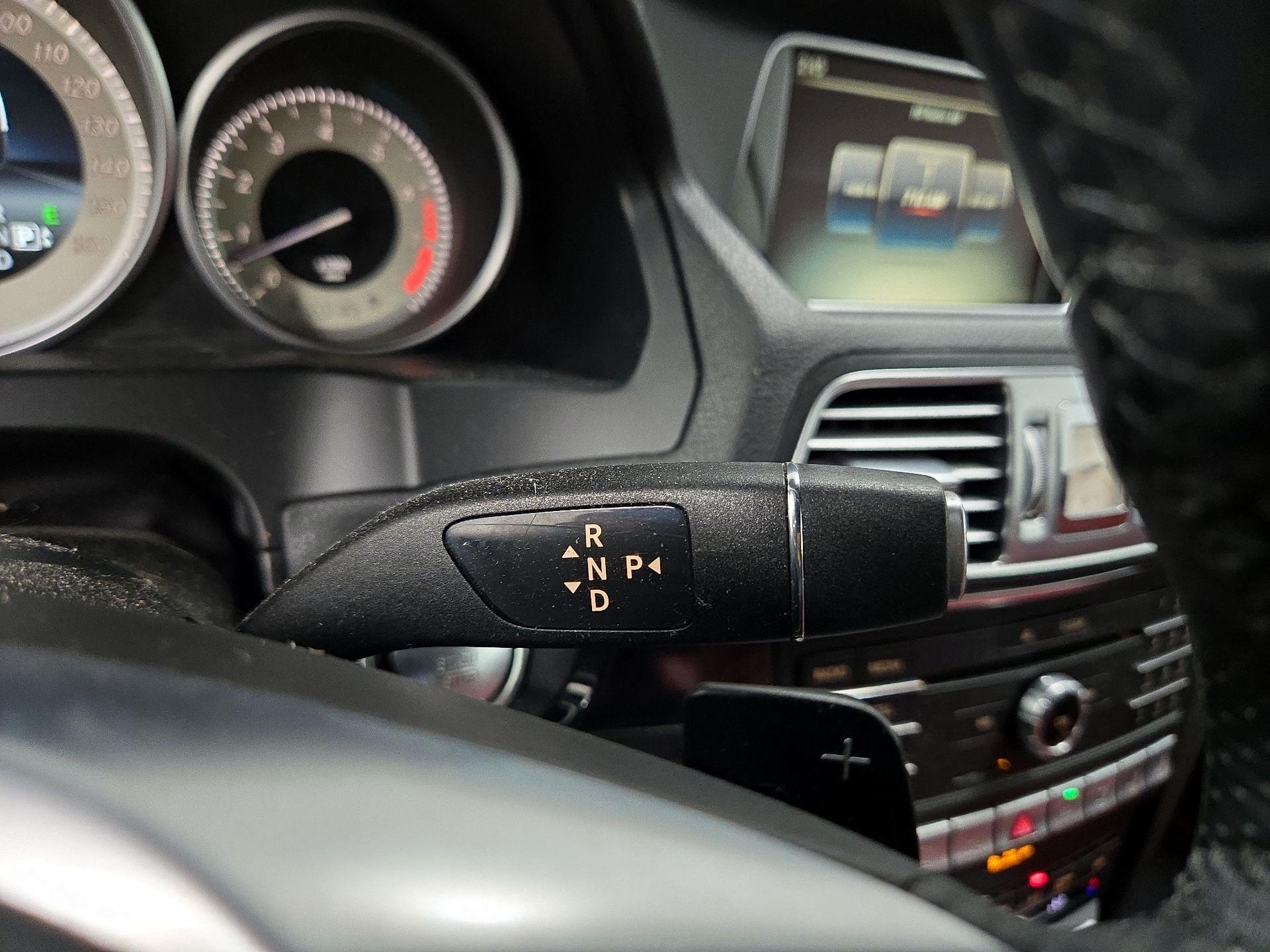 Thumbnail: 2016 Mercedes-Benz E-Class - 18