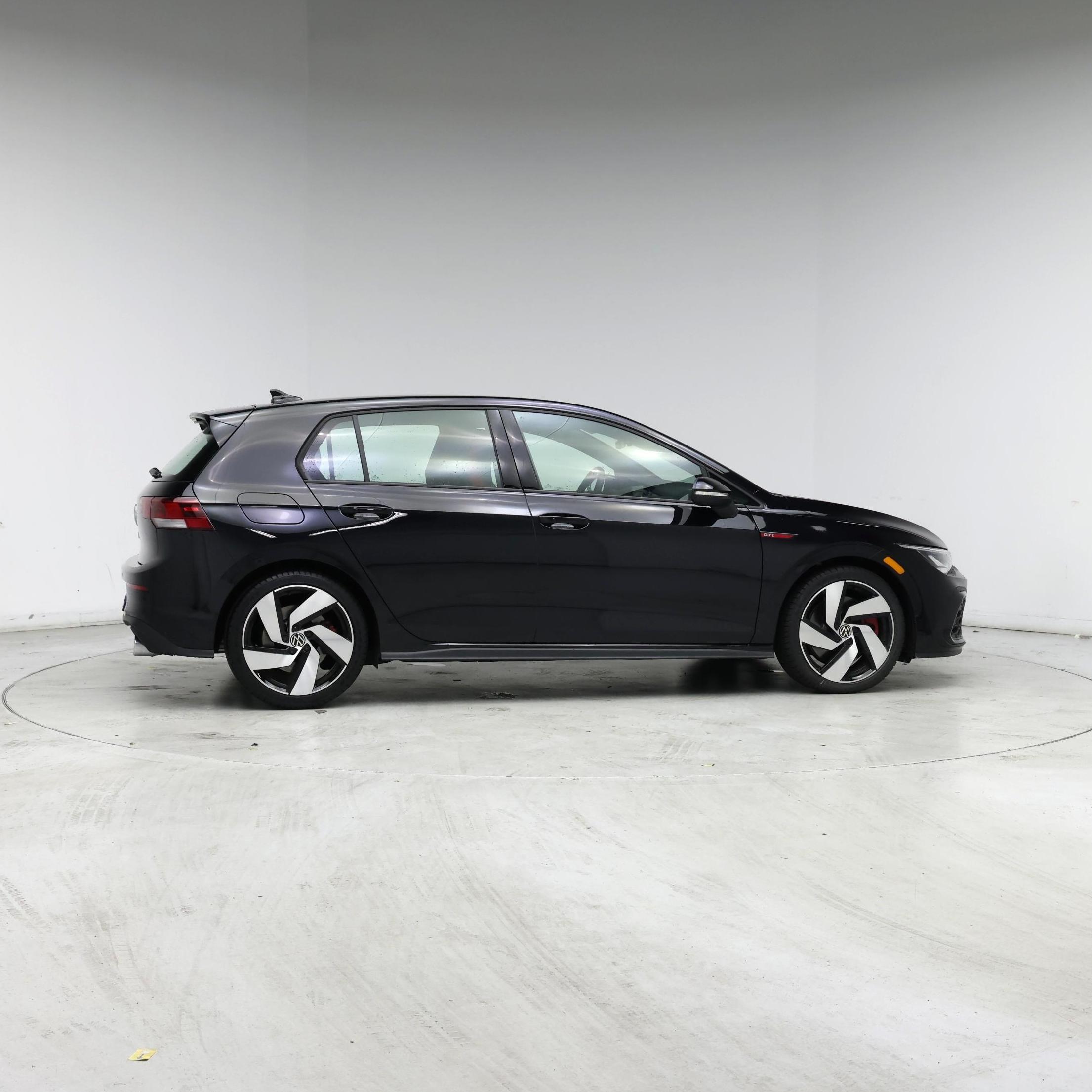 Thumbnail: 2022 Volkswagen Golf - 7