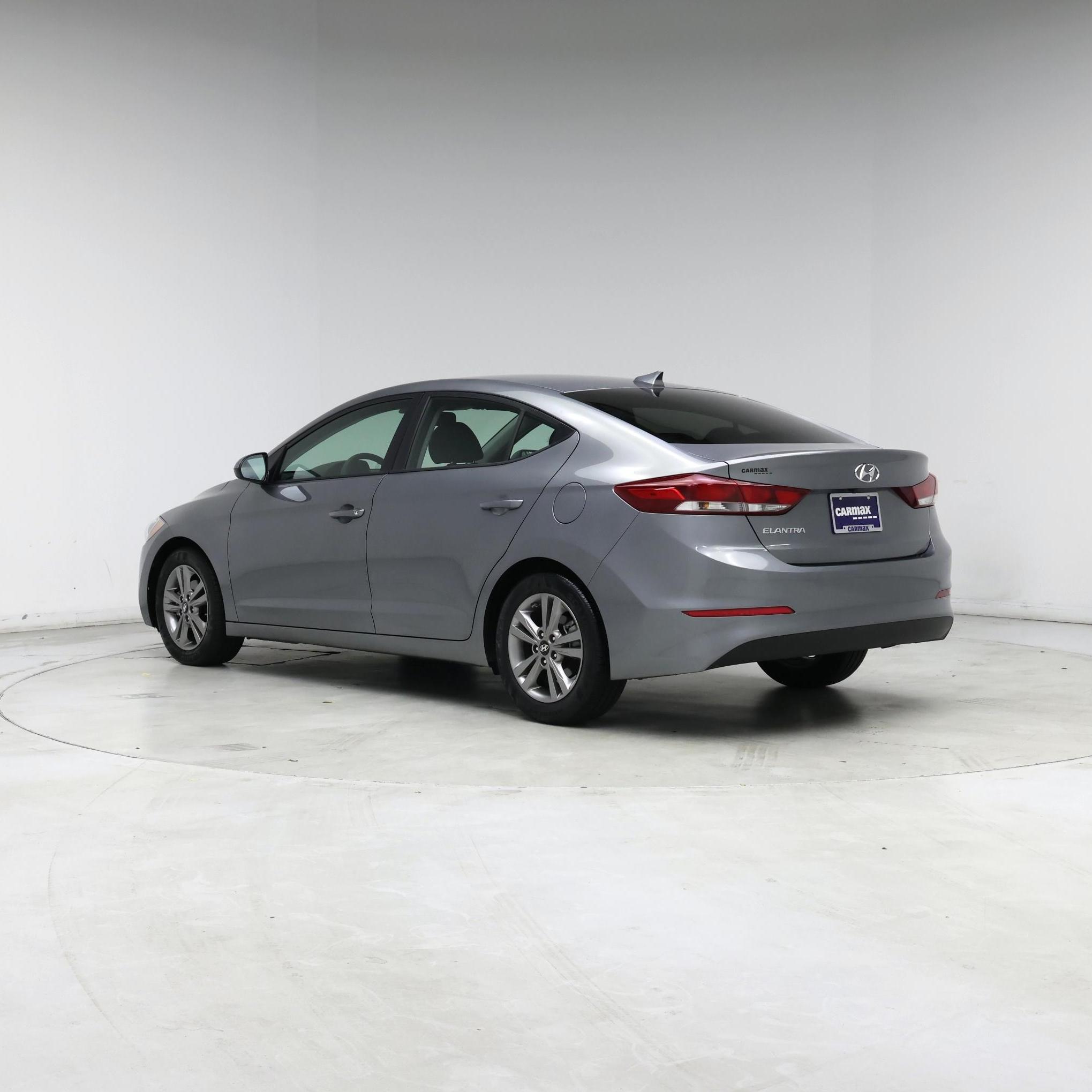 Thumbnail: 2018 Hyundai Elantra - 2