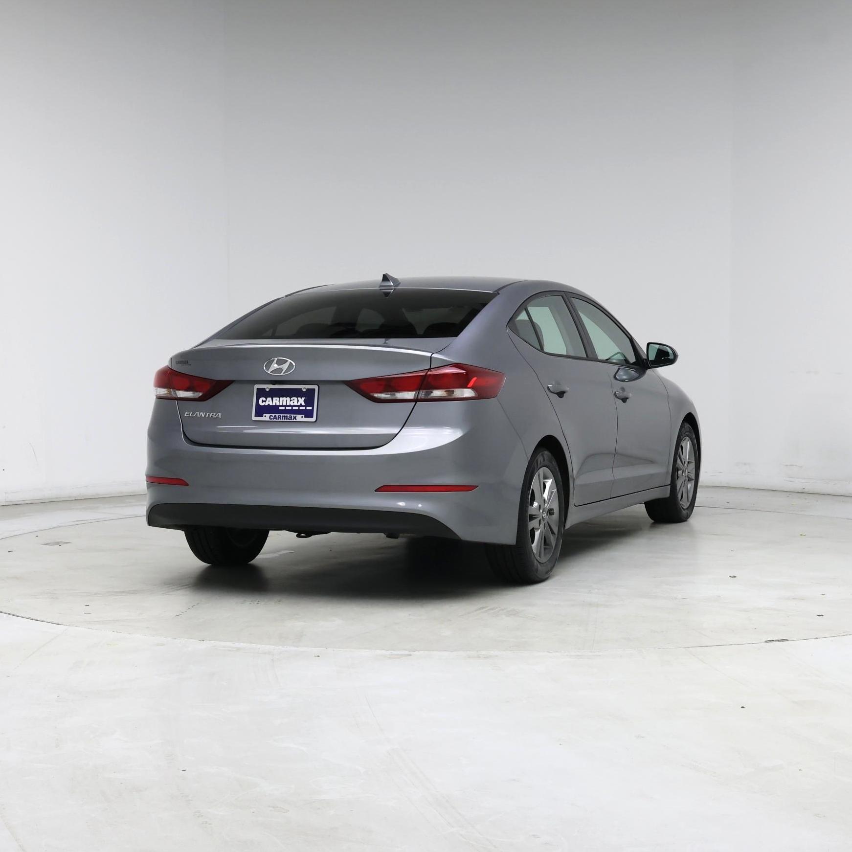 Thumbnail: 2018 Hyundai Elantra - 8