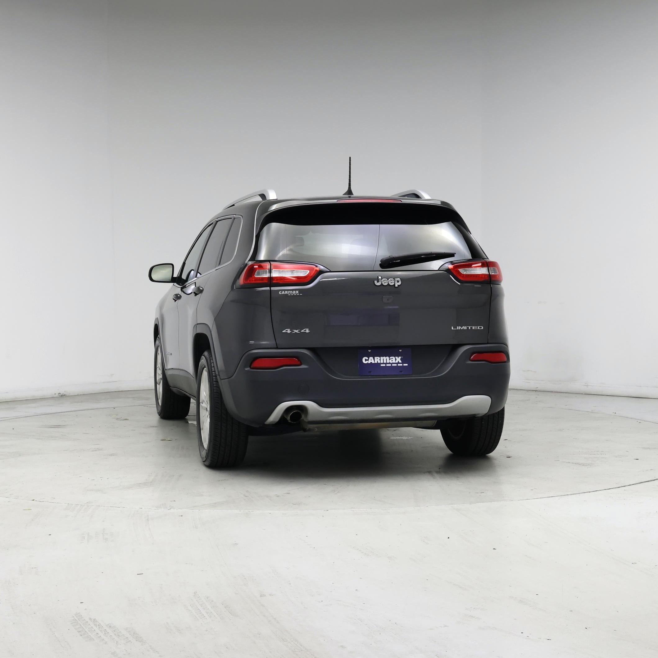 Thumbnail: 2017 Jeep Cherokee - 6