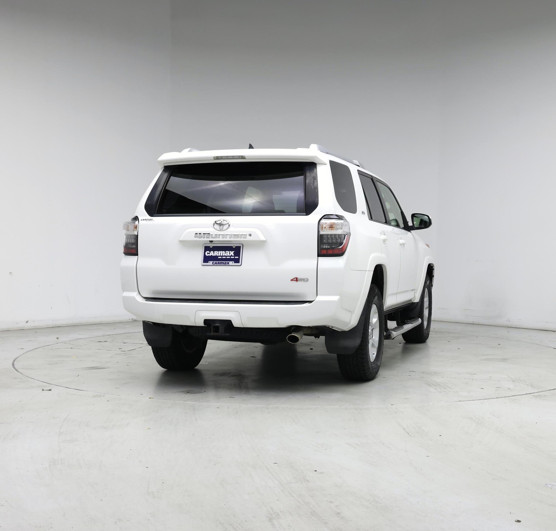 Thumbnail: 2014 Toyota 4Runner - 8