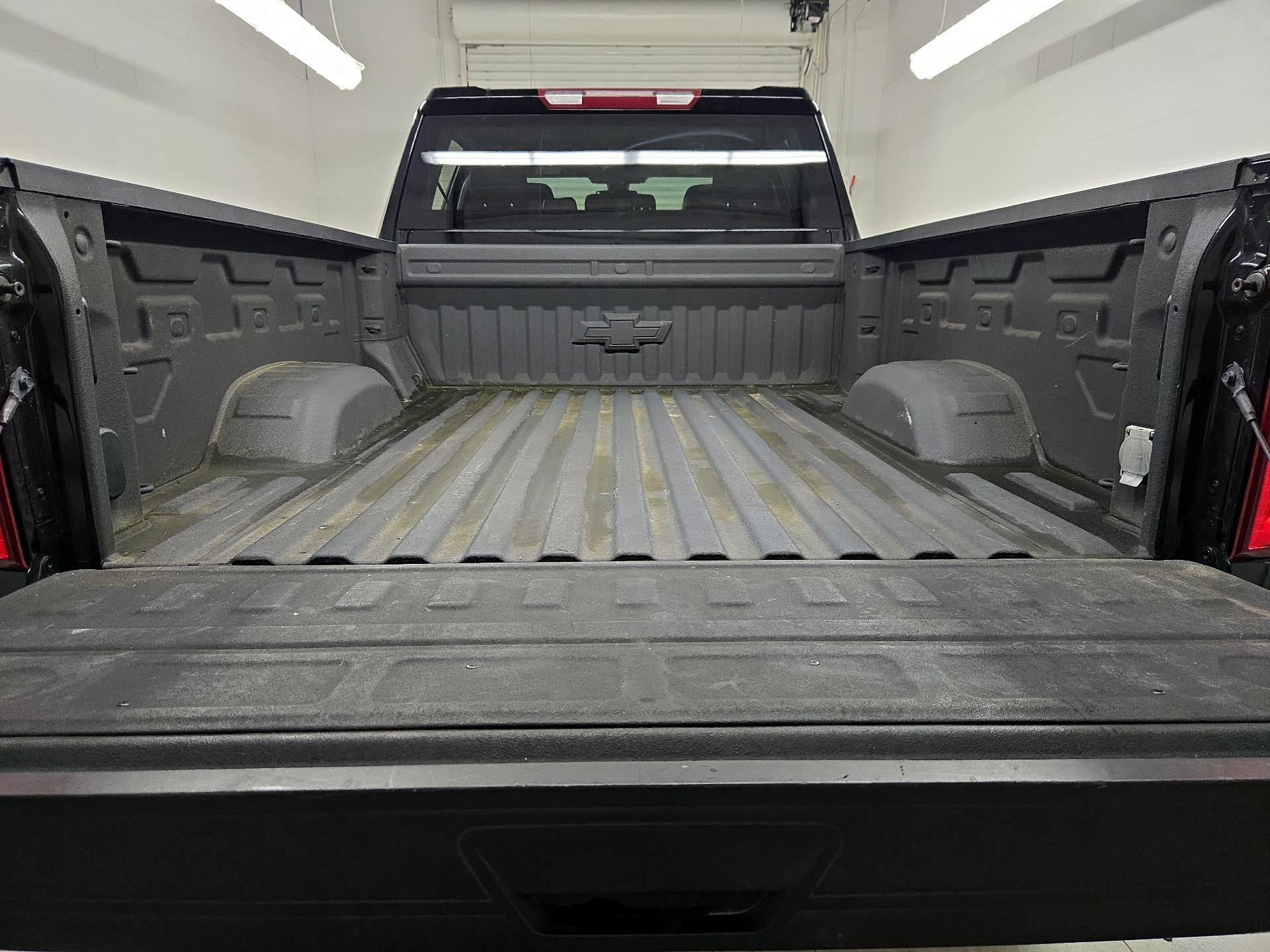 Thumbnail: 2021 Chevrolet Silverado 2500 - 20