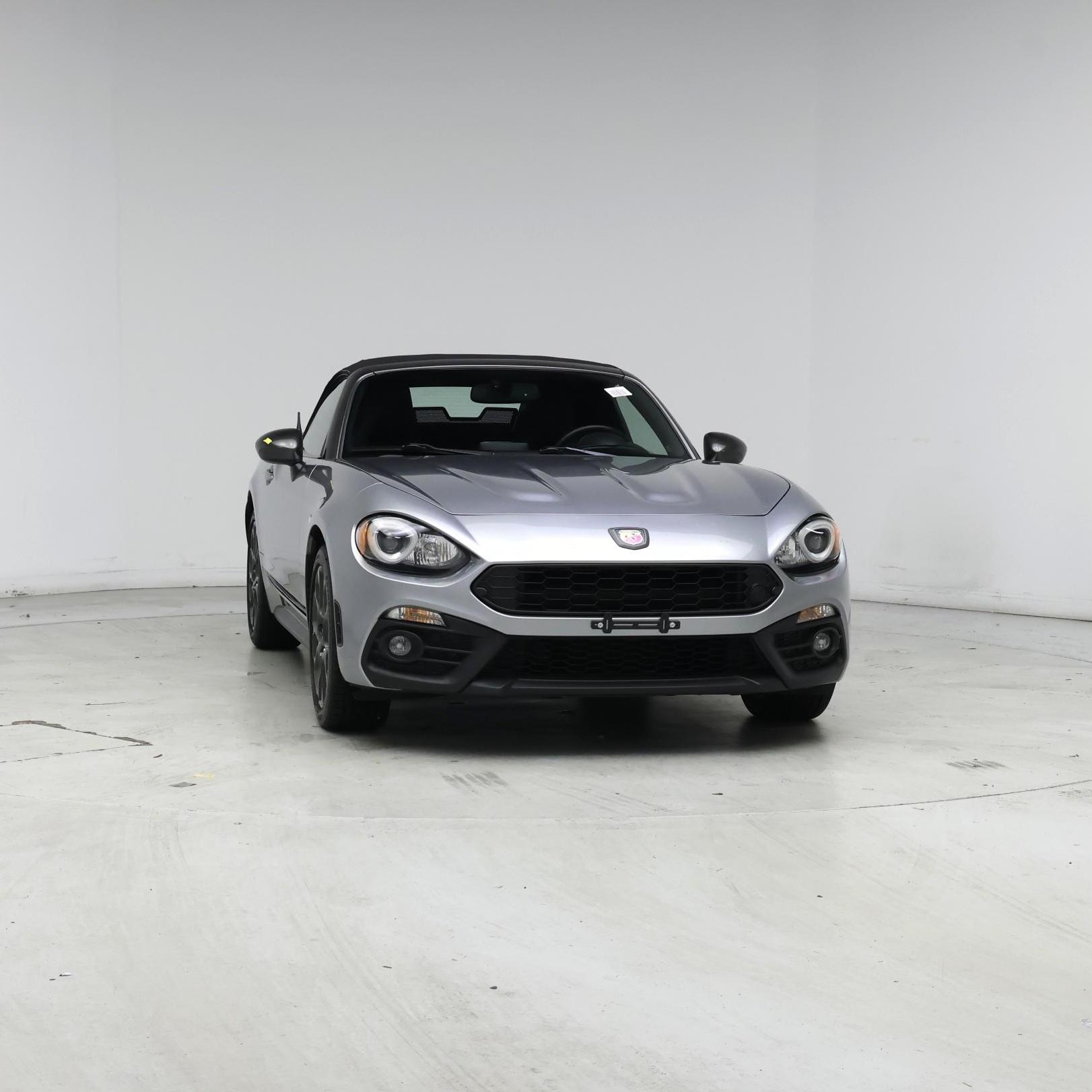 Thumbnail: 2017 Fiat 124 Spider - 5