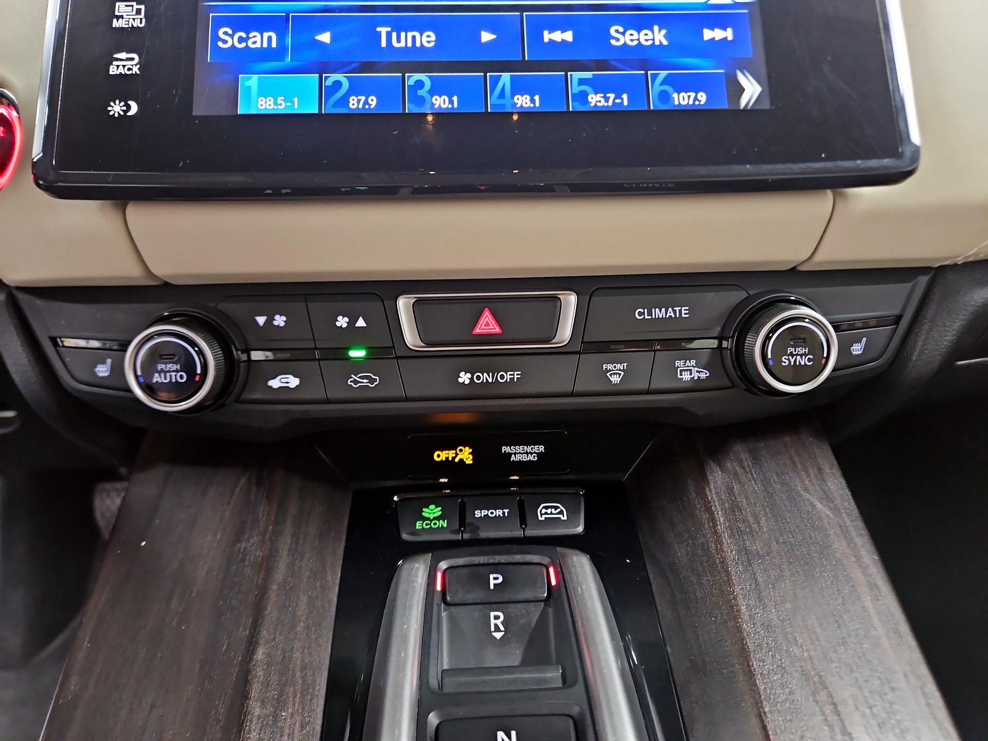 Thumbnail: 2018 Honda Clarity - 16
