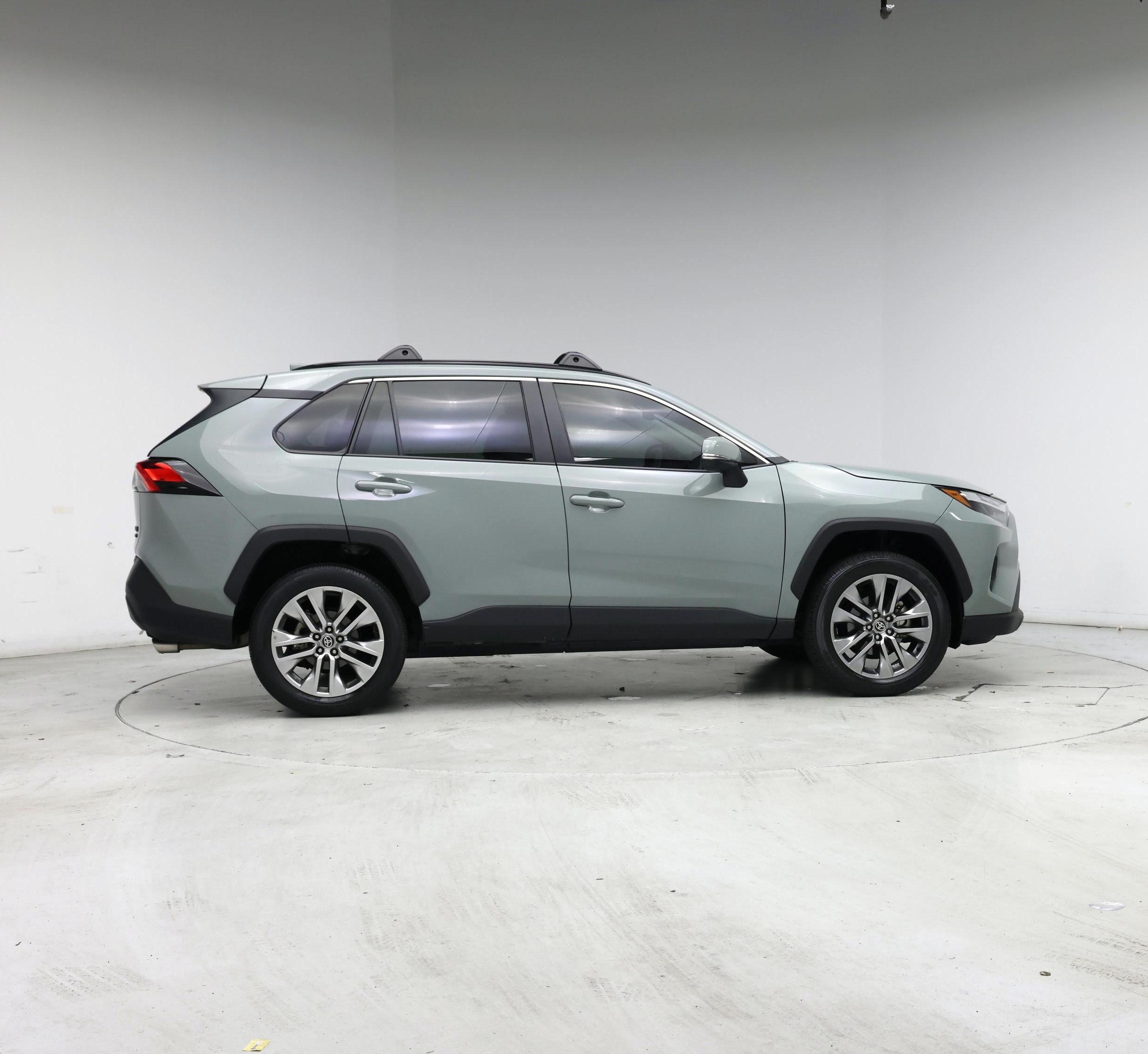Thumbnail: 2023 Toyota RAV4 - 7