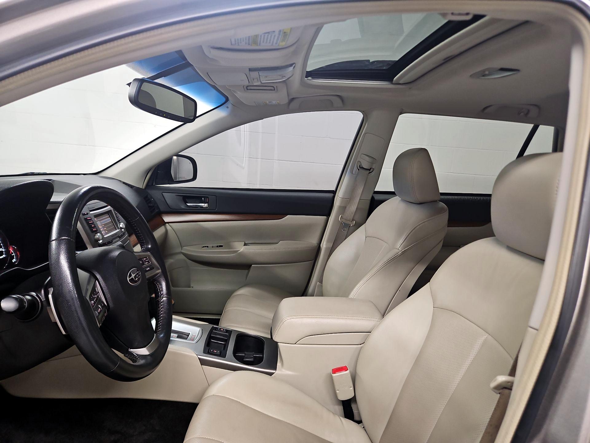 Thumbnail: 2014 Subaru Outback - 19