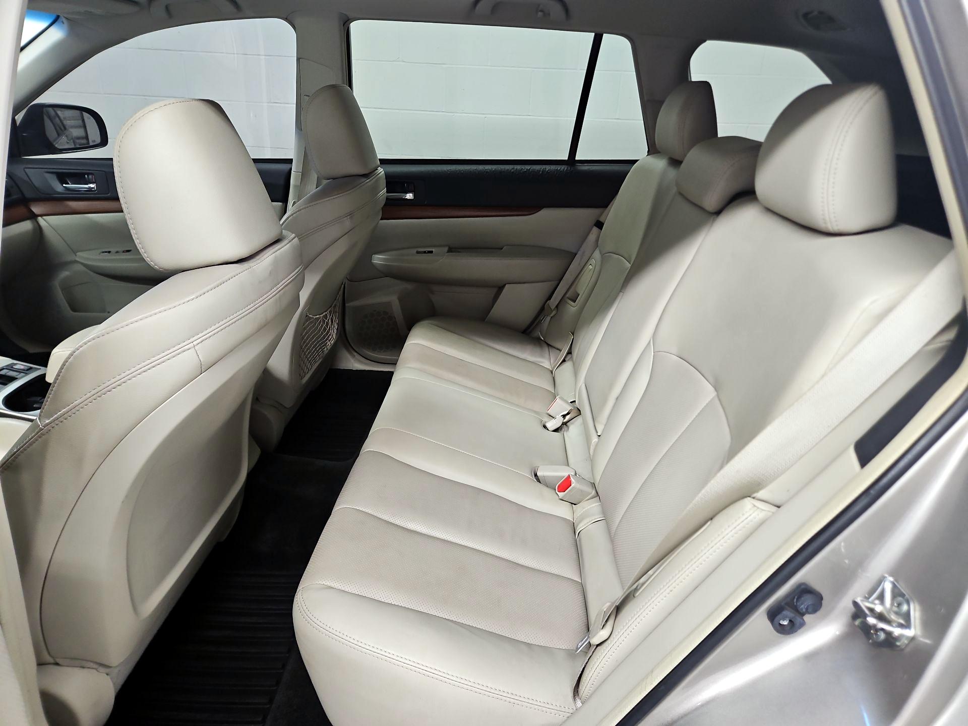 Thumbnail: 2014 Subaru Outback - 20
