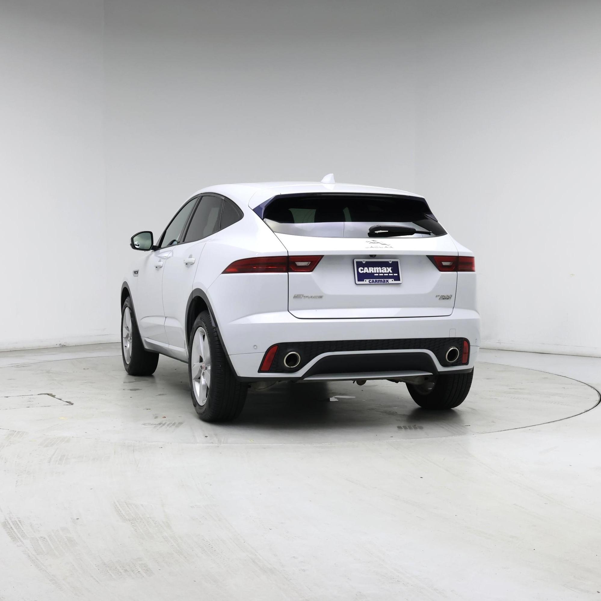 Thumbnail: 2019 Jaguar E-Pace - 6