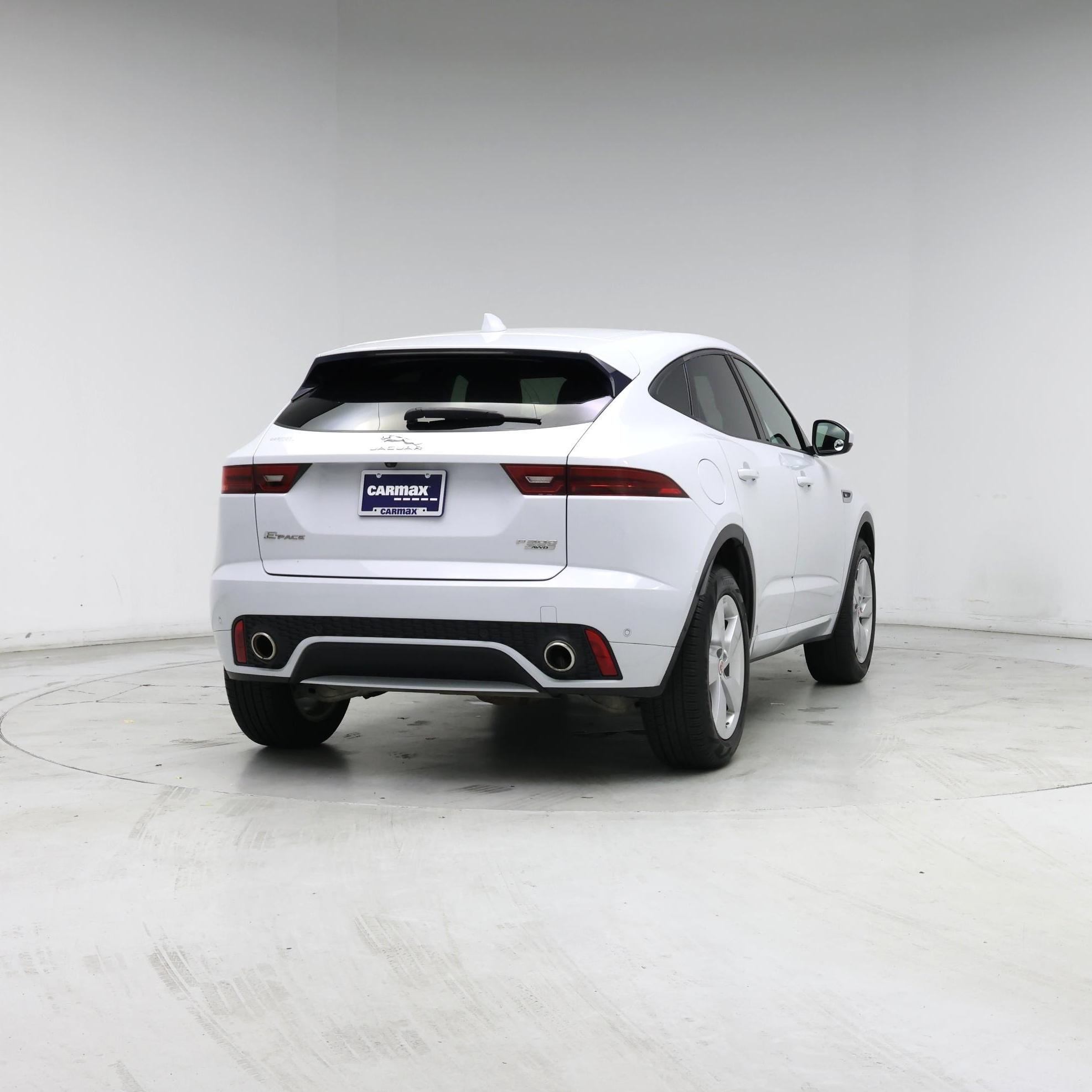 Thumbnail: 2019 Jaguar E-Pace - 8