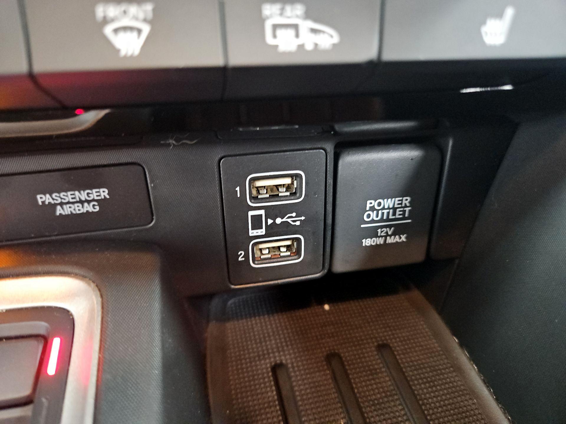 Thumbnail: 2019 Honda Insight - 19