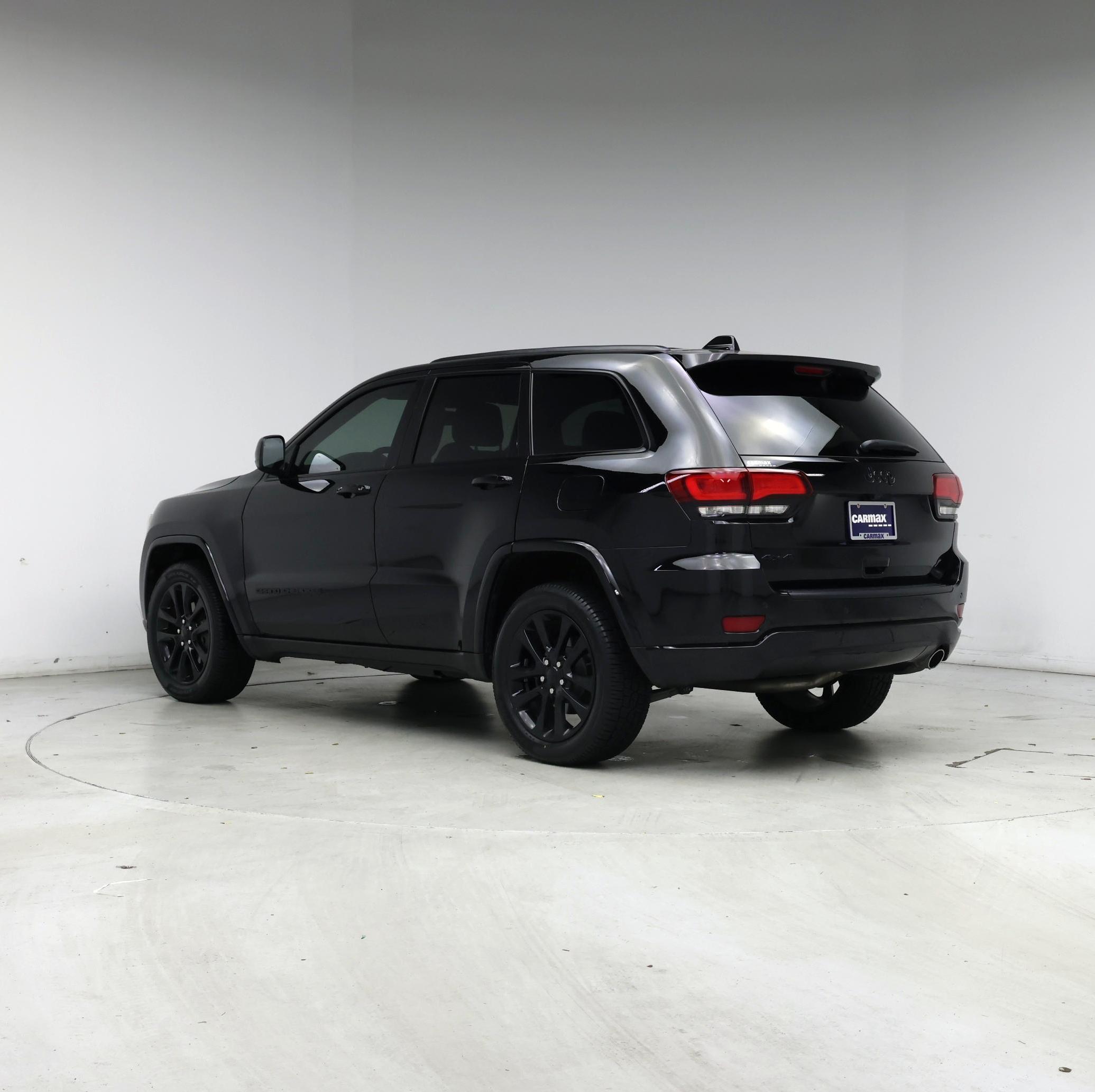 Thumbnail: 2019 Jeep Grand Cherokee - 2