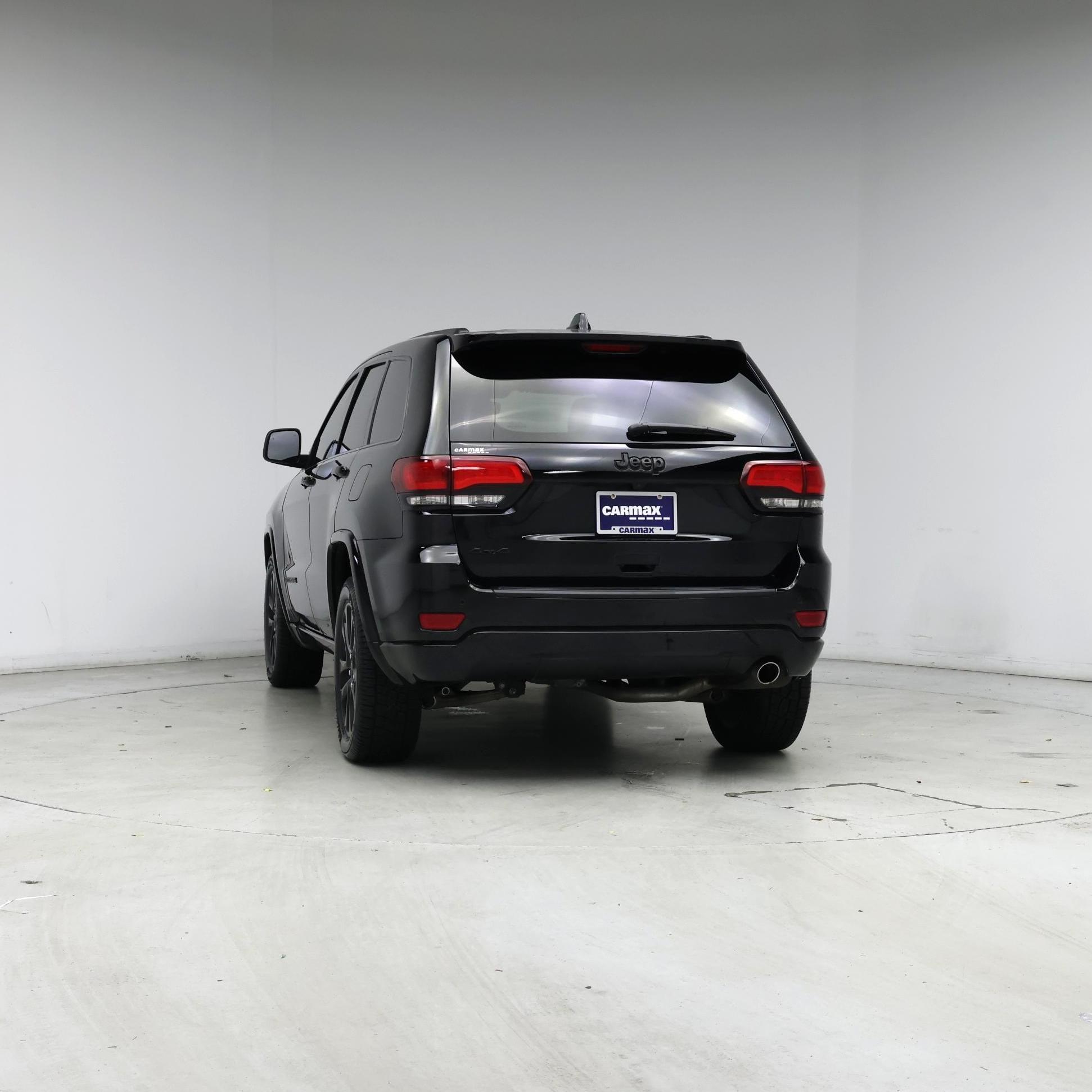 Thumbnail: 2019 Jeep Grand Cherokee - 6